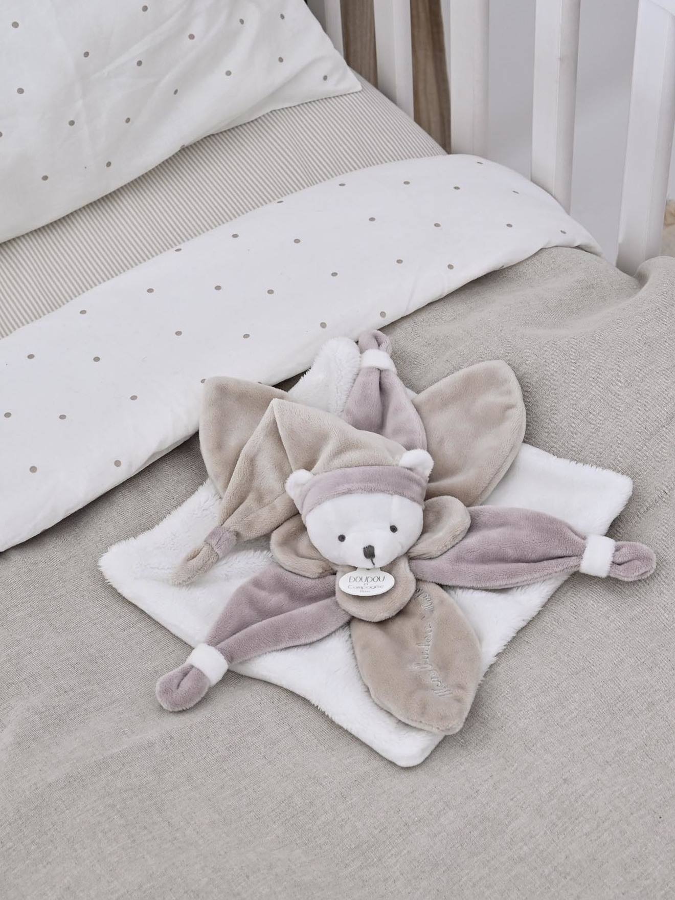 Doudou carré ours 24cm collector - DOUDOU ET COMPAGNIE taupe (Doudou Et Compagnie) - Image 2