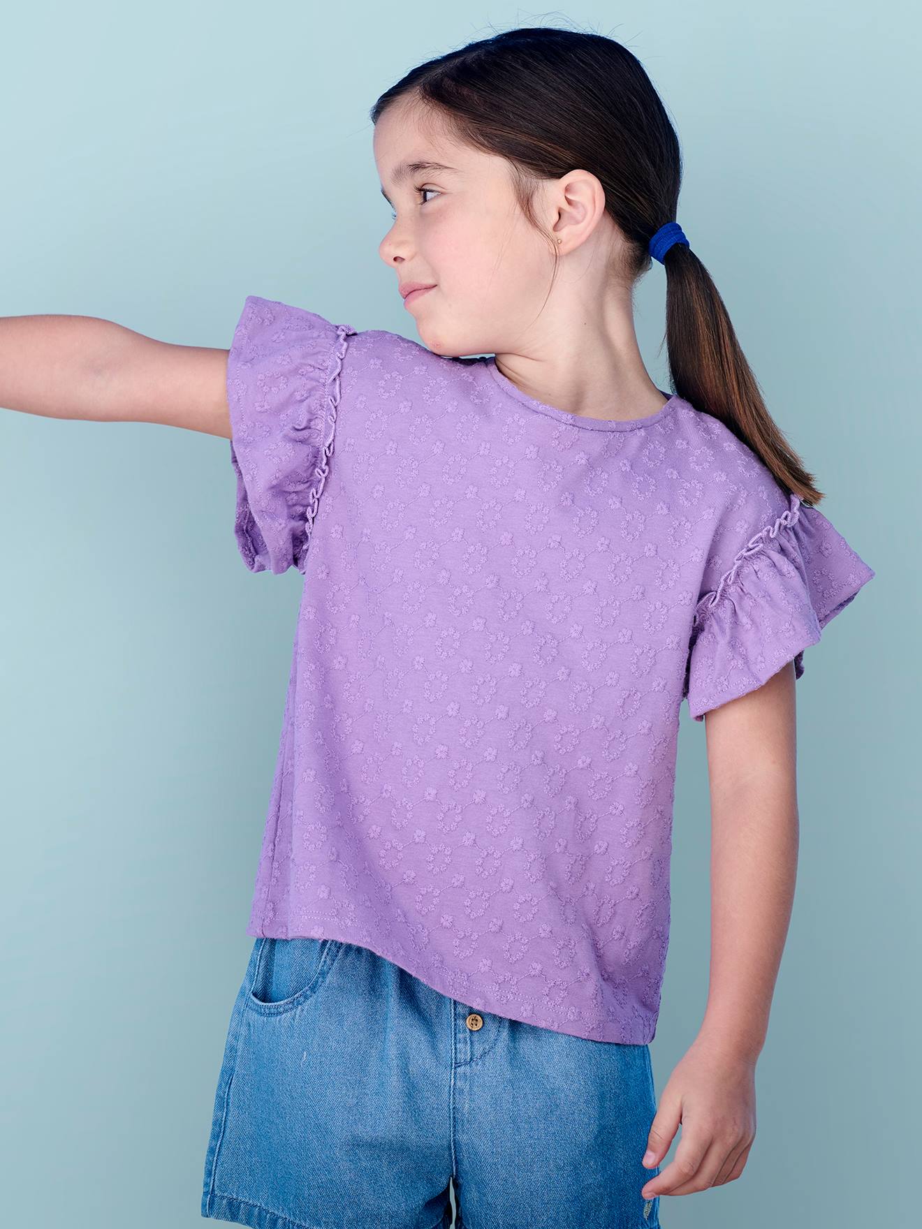 Tee-shirt brodé fleurs fille manches à volant violet