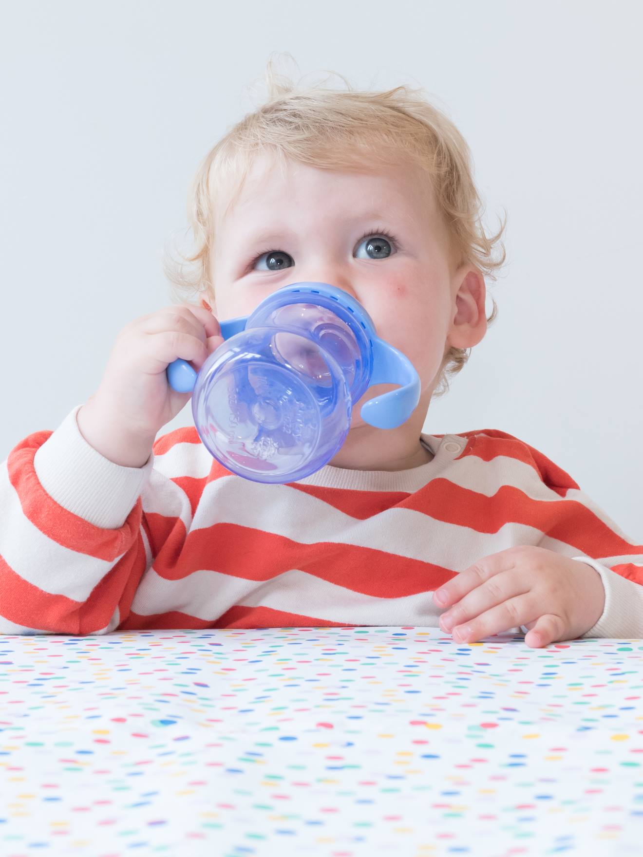 Mini Gobelet Easy grip avec anses 150 ml - NUBY bleu