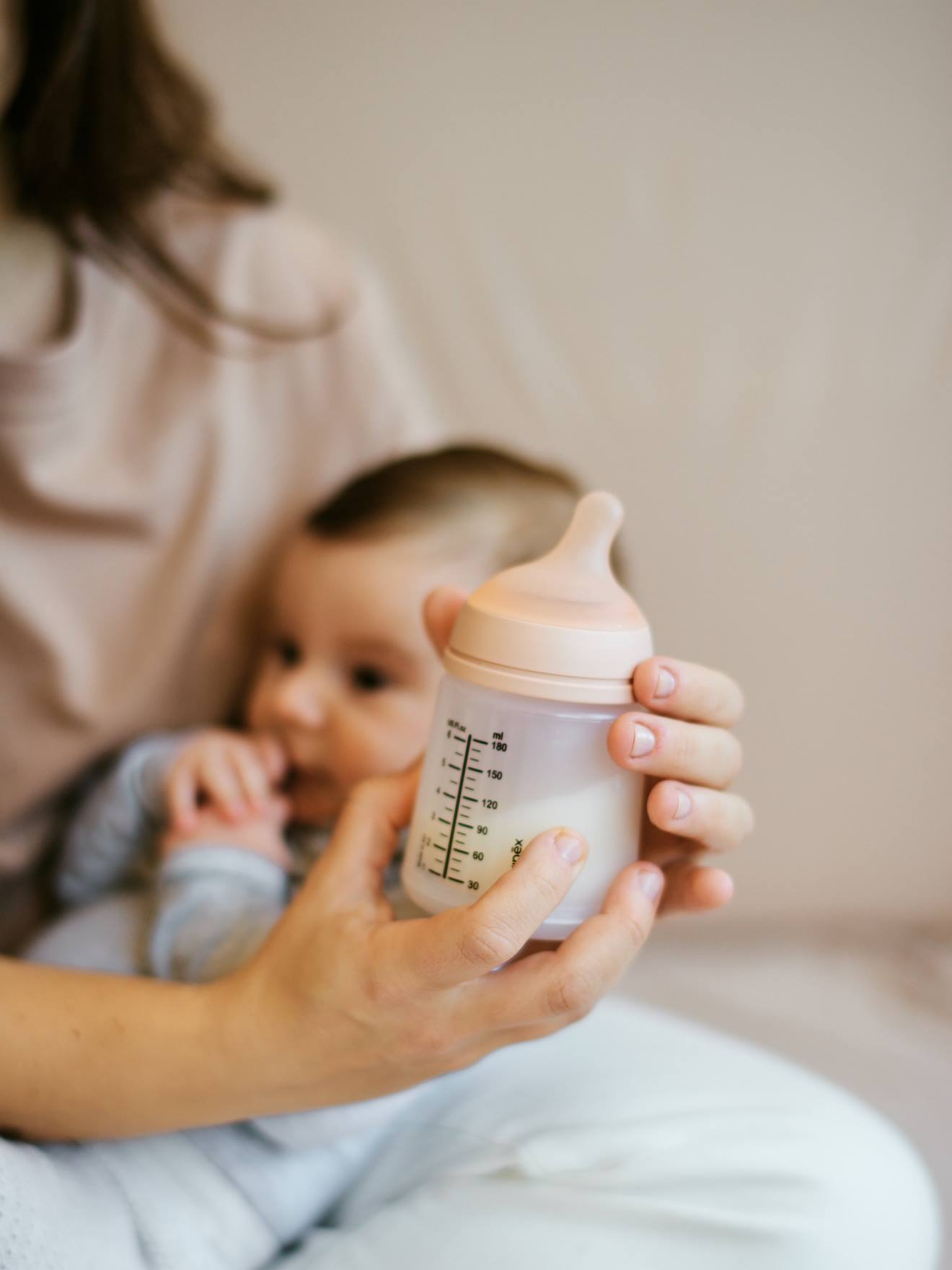 Biberon anti-colique Zer0.Zer0 débit lent (S) 180 ml transparent