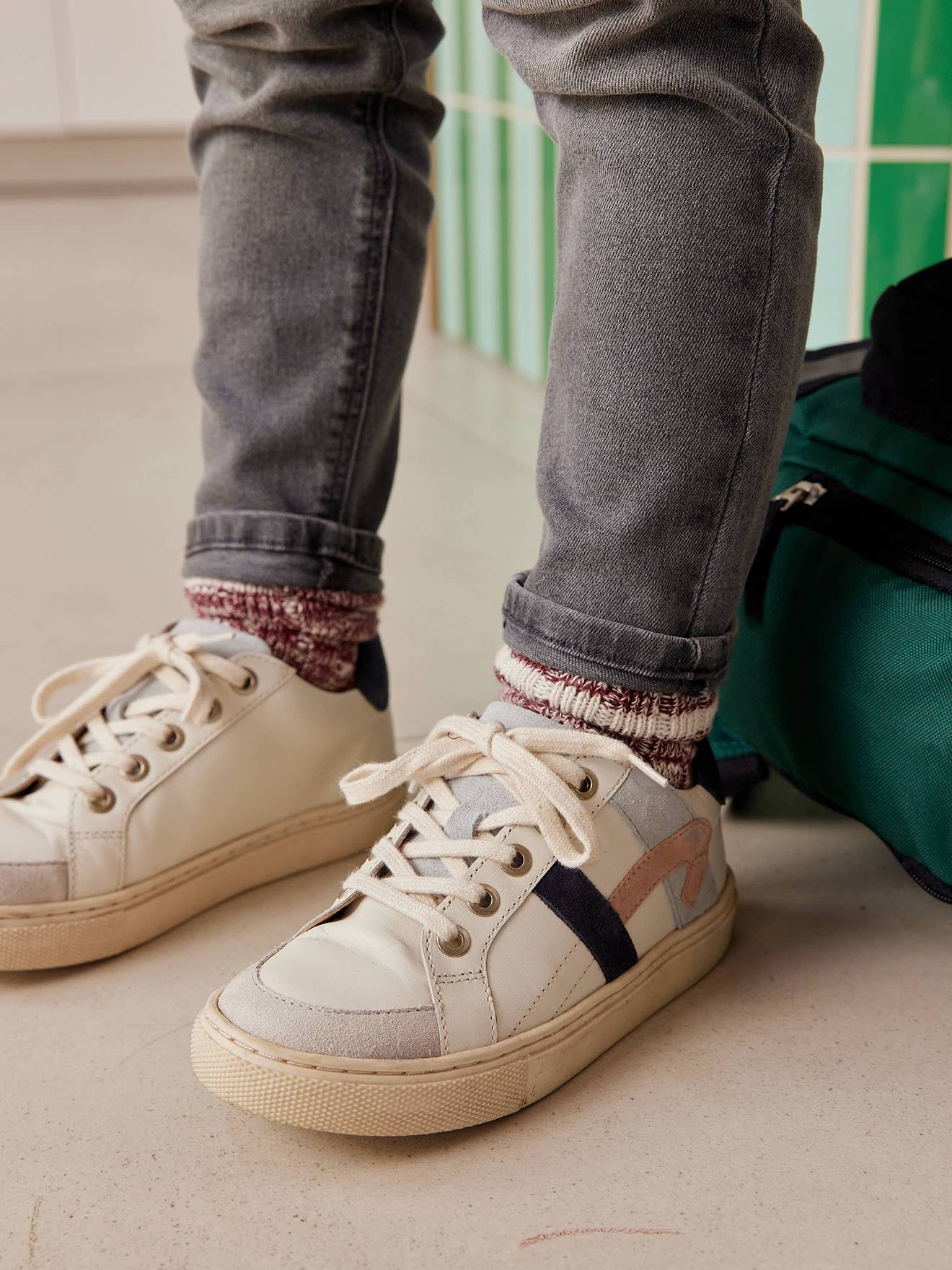 Baskets en cuir enfant écru