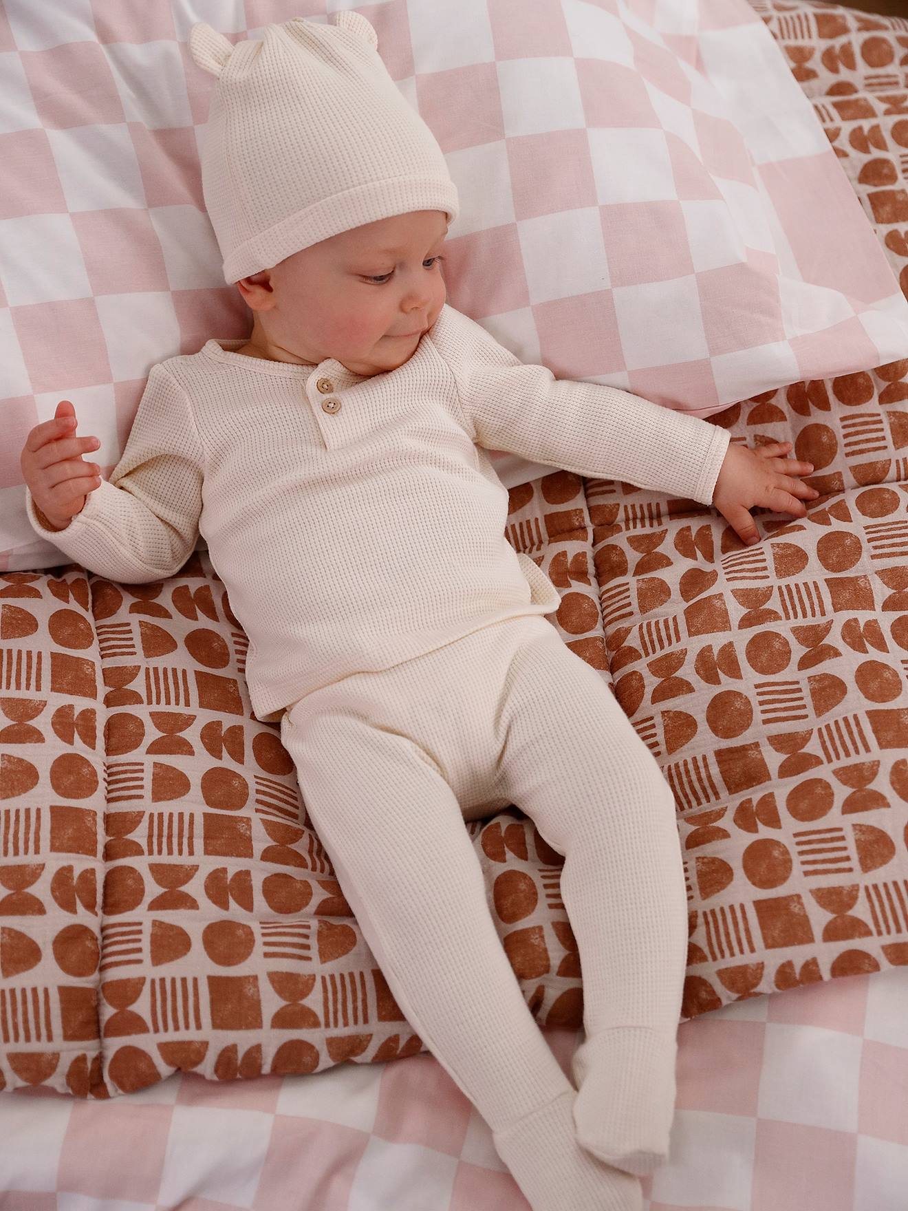 Ensemble naissance 3 pièces tee-shirt personnalisable legging bonnet écru