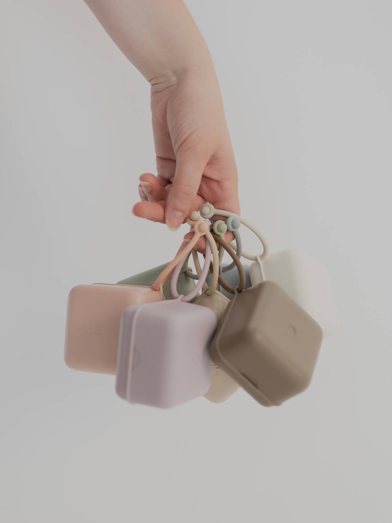 Boîte à tétine rose poudre