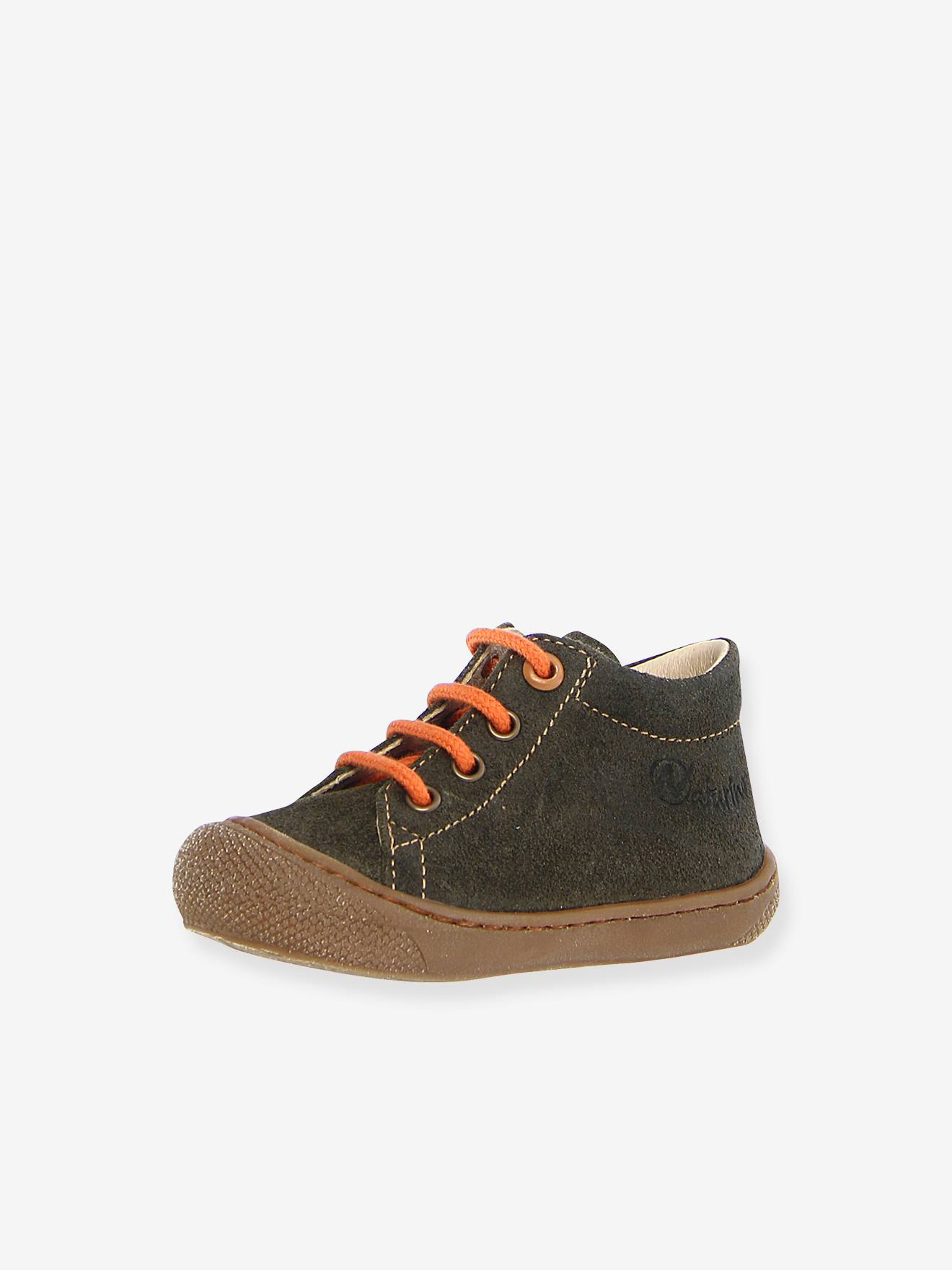 Chaussures premiers pas en sude vert fonce uni 75 €