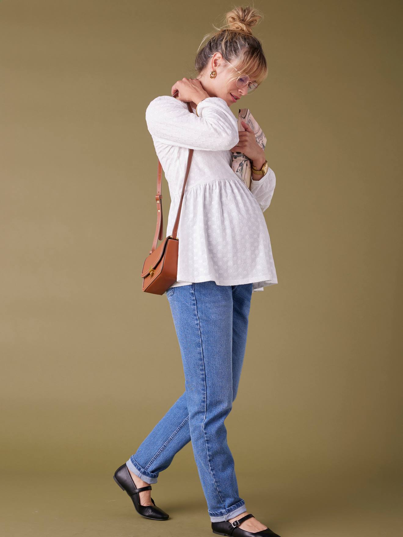 Tee-shirt blouse brodé grossesse et allaitement écru