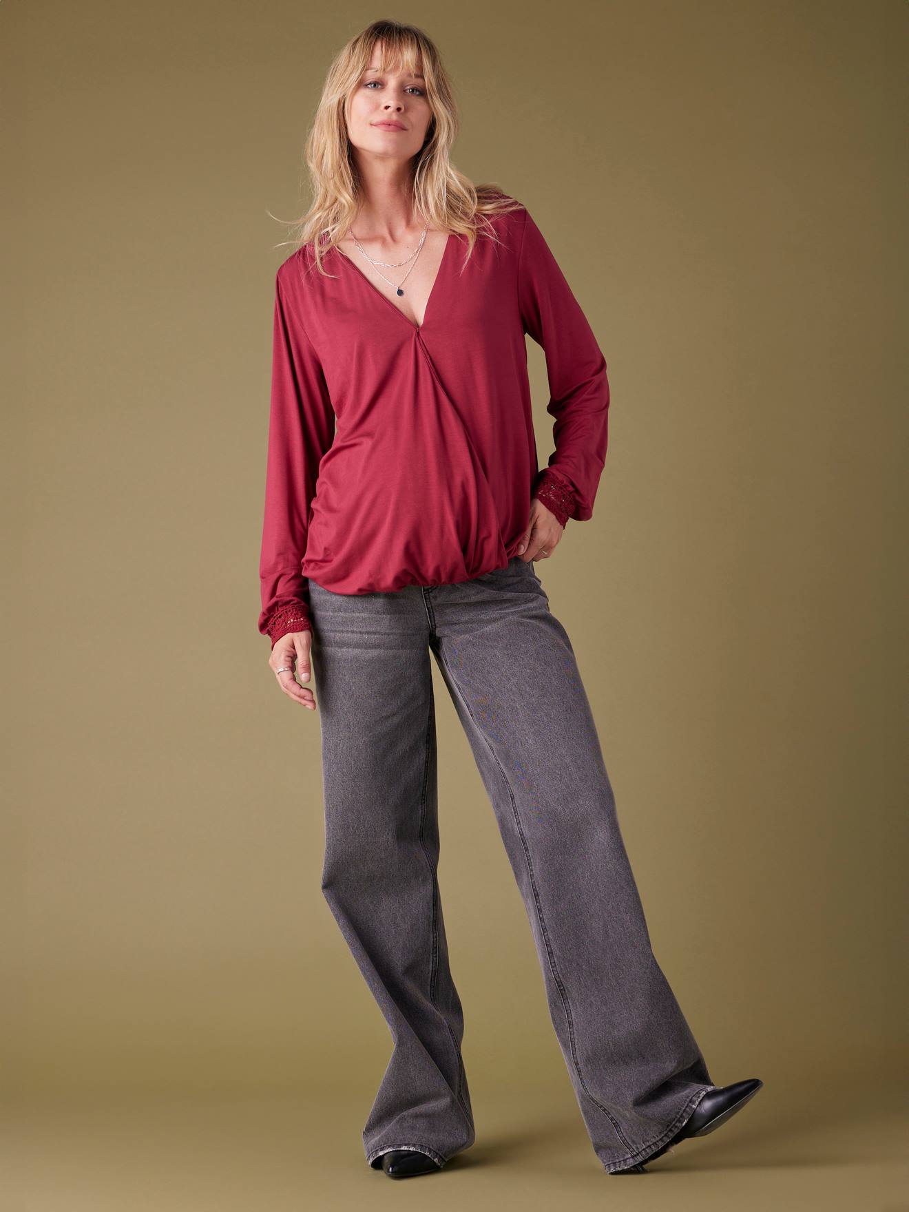 Tee-shirt grossesse effet blouse croisé devant ENVIE DE FRAISE bordeaux