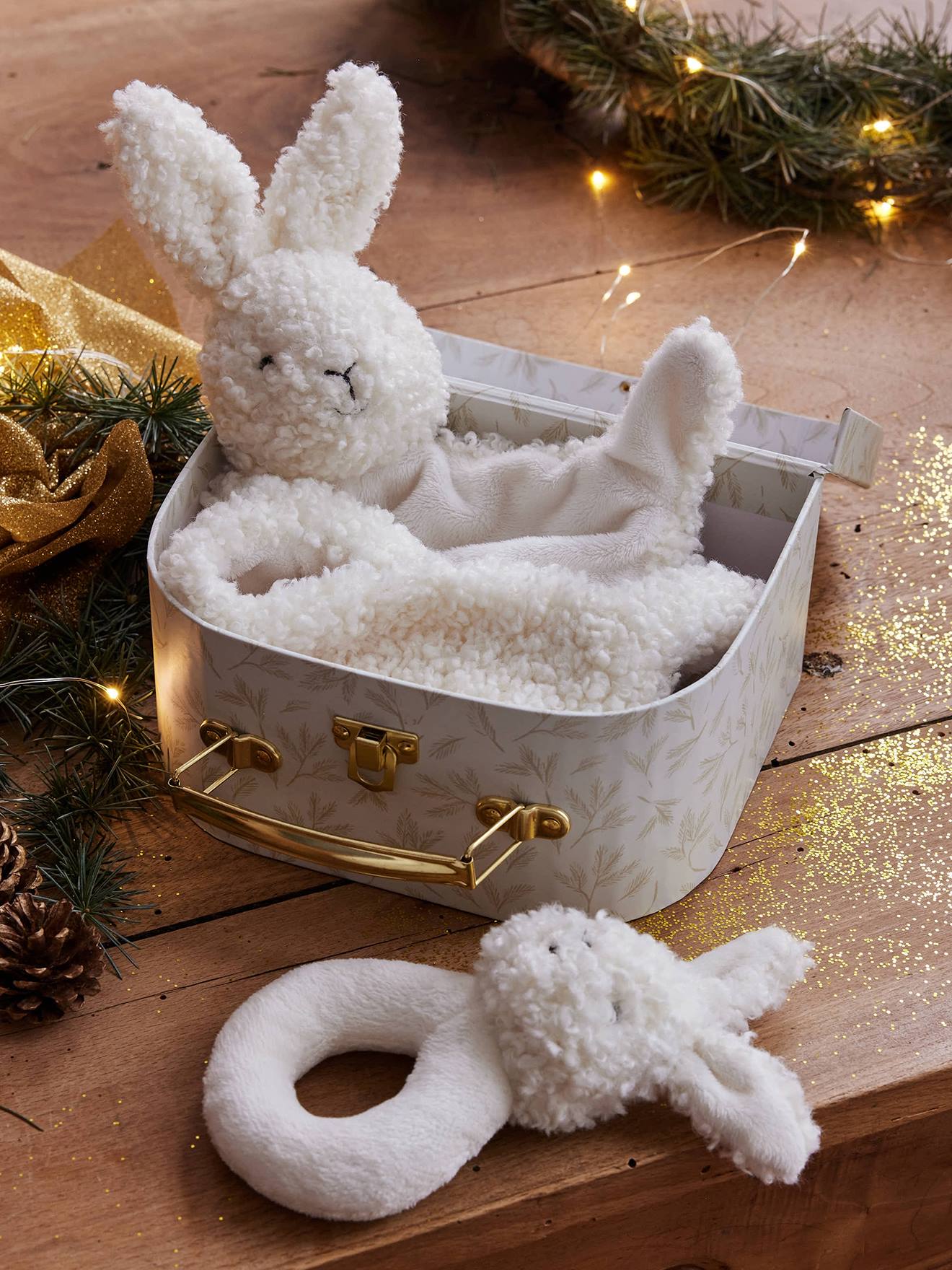 Doudou lapin et hochet en sherpa personnalisable avec mallette blanc