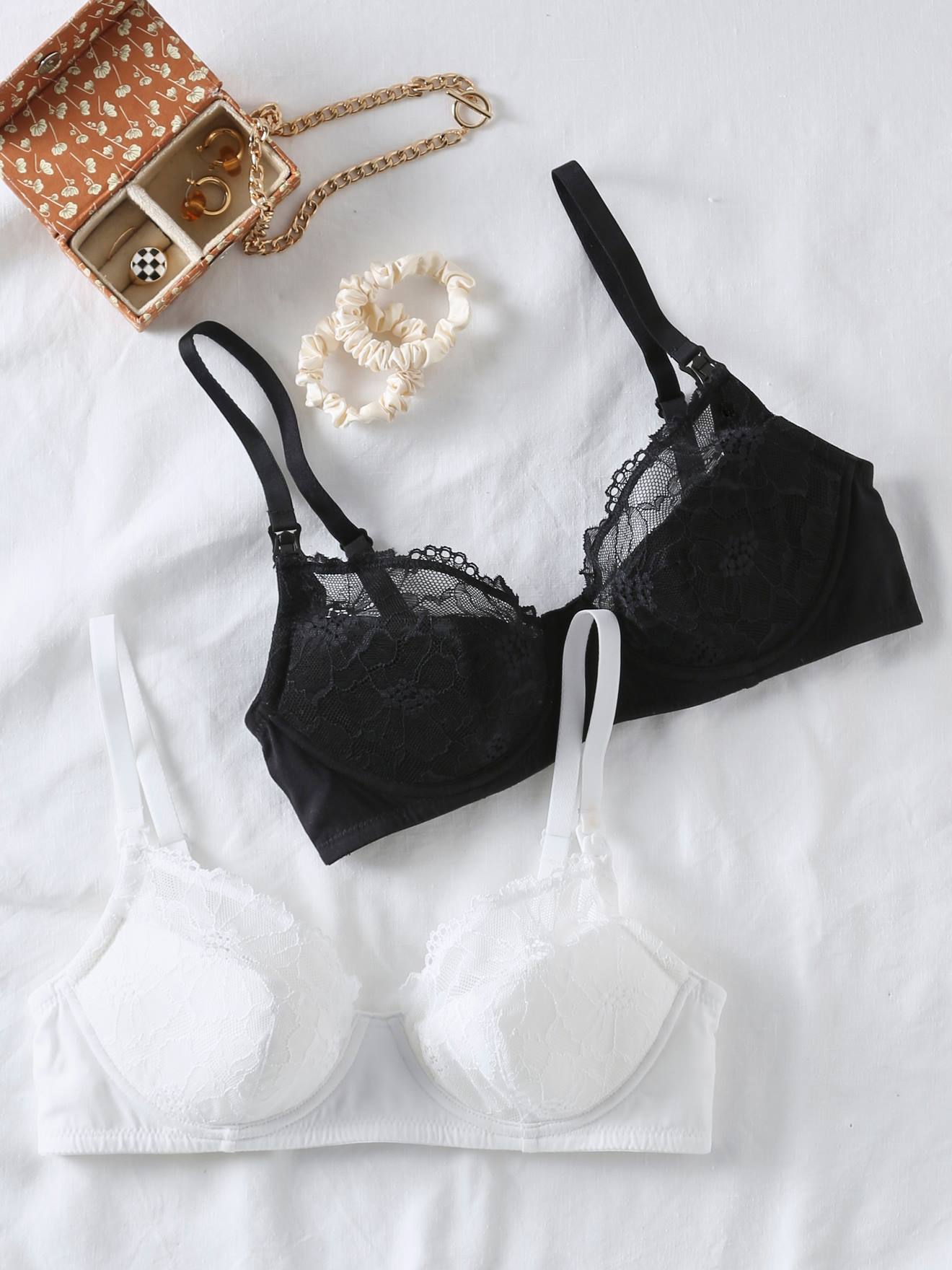Lot de 2 soutiens-gorge en dentelle grossesse et allaitement blanc