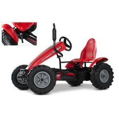 Jouet-Kart à pédales BERG Case-IH BFR-3 rouge - Essieu oscillant et 3 vitesses pour une conduite stable et souple