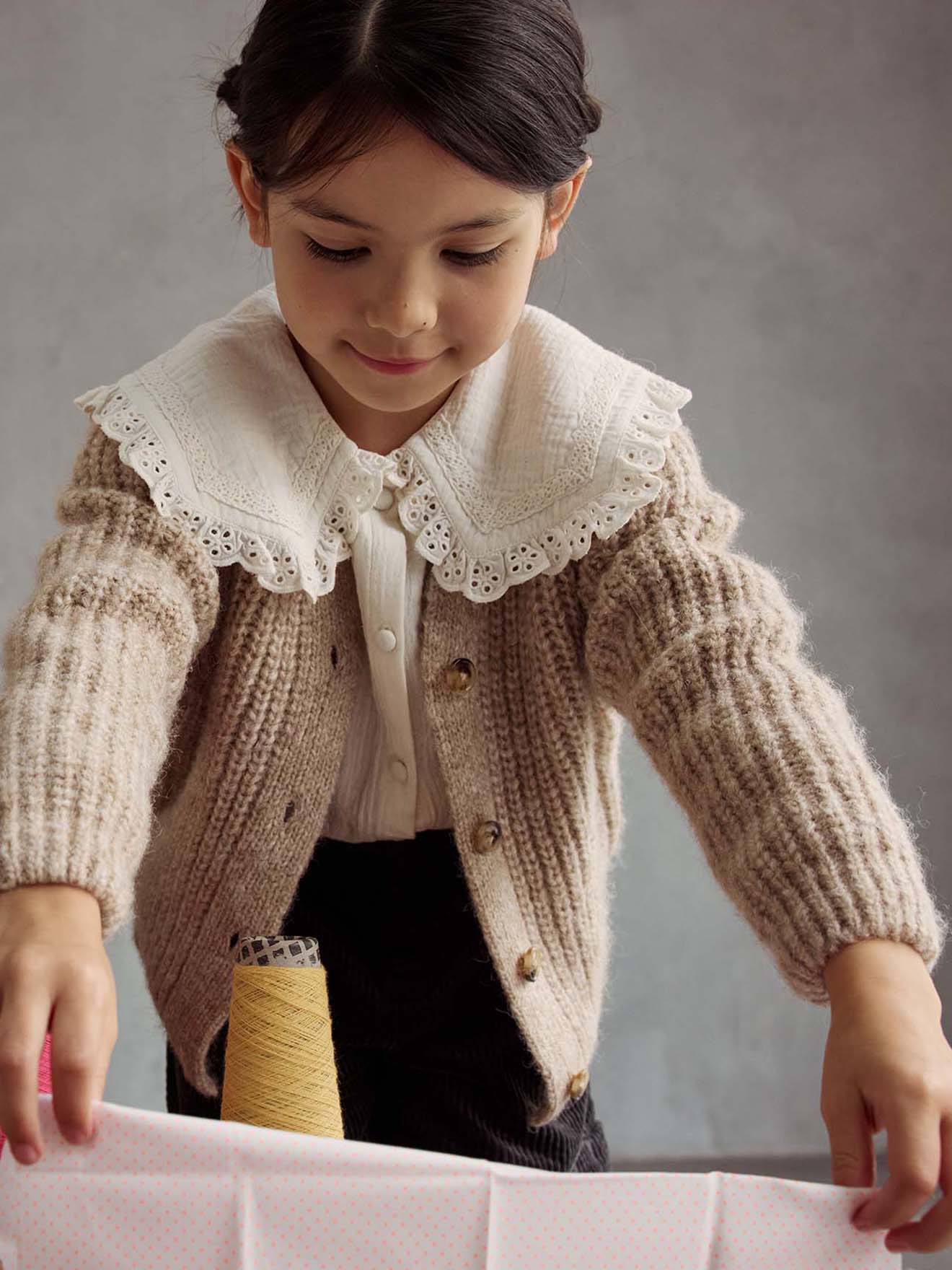 Gilet fille en maille mousseuse camel