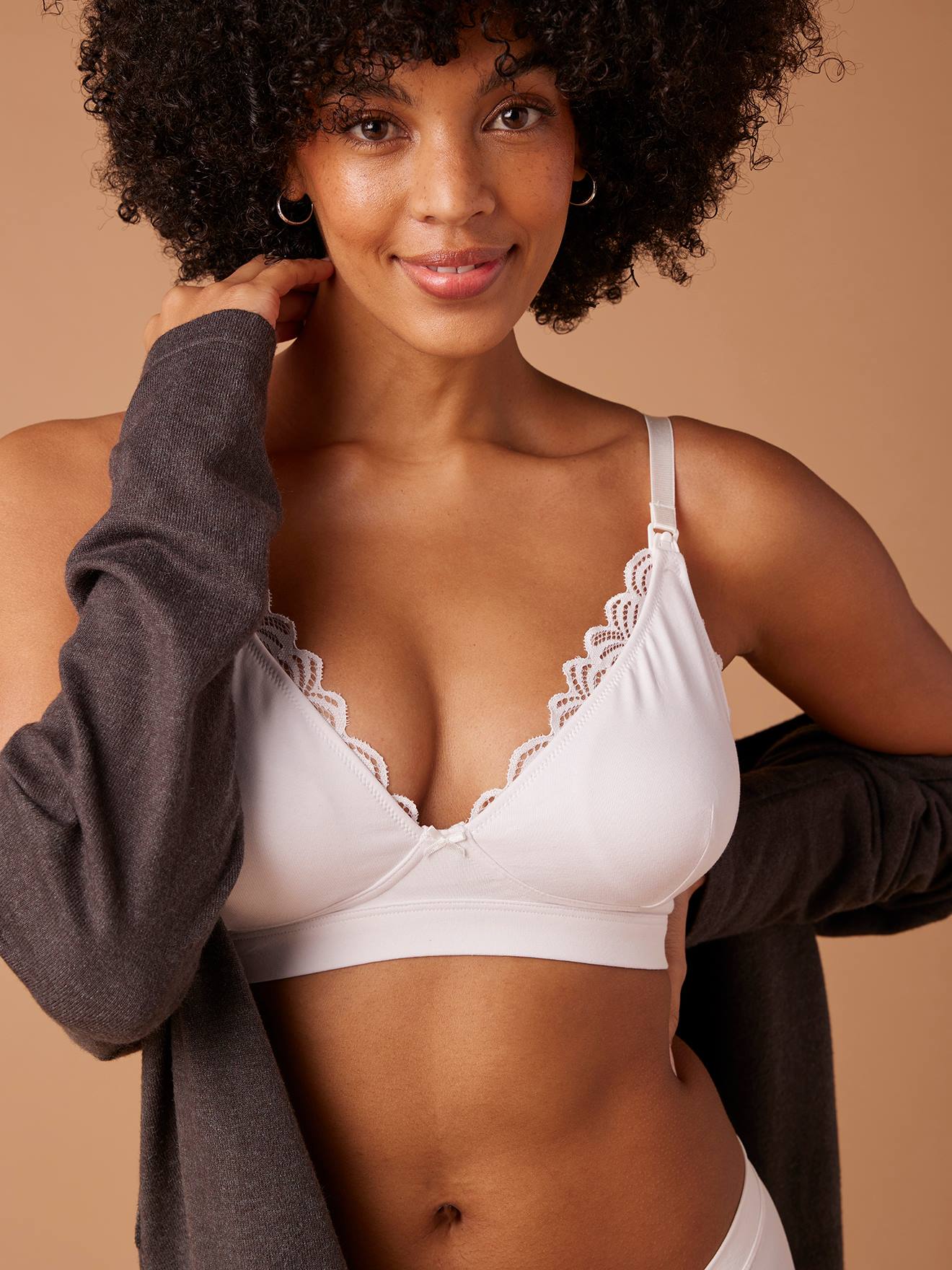 Lot 2 soutiens-gorge en dentelle grossesse et allaitement ENVIE DE FRAISE blanc + noir