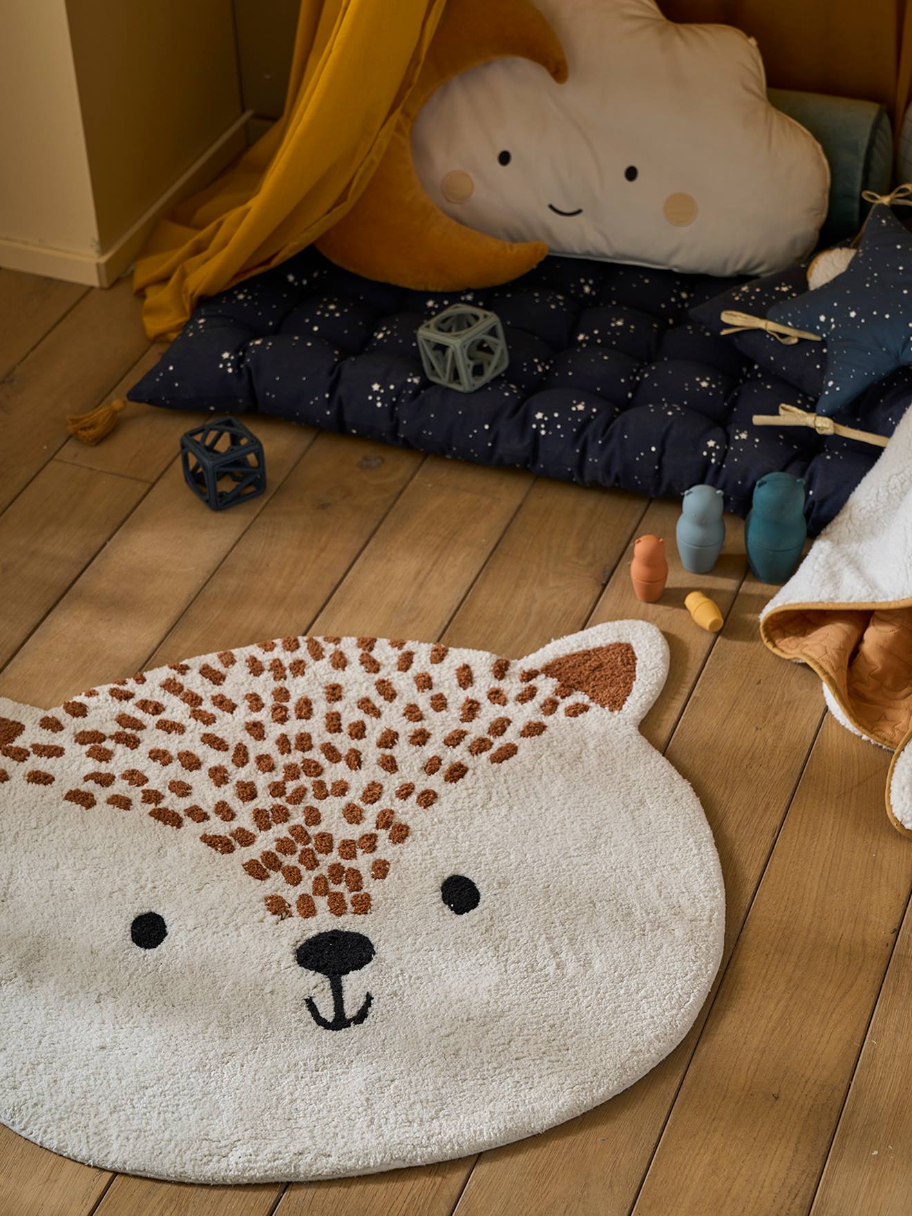 Tapis Renard des neiges beige (Vertbaudet) - Image 1