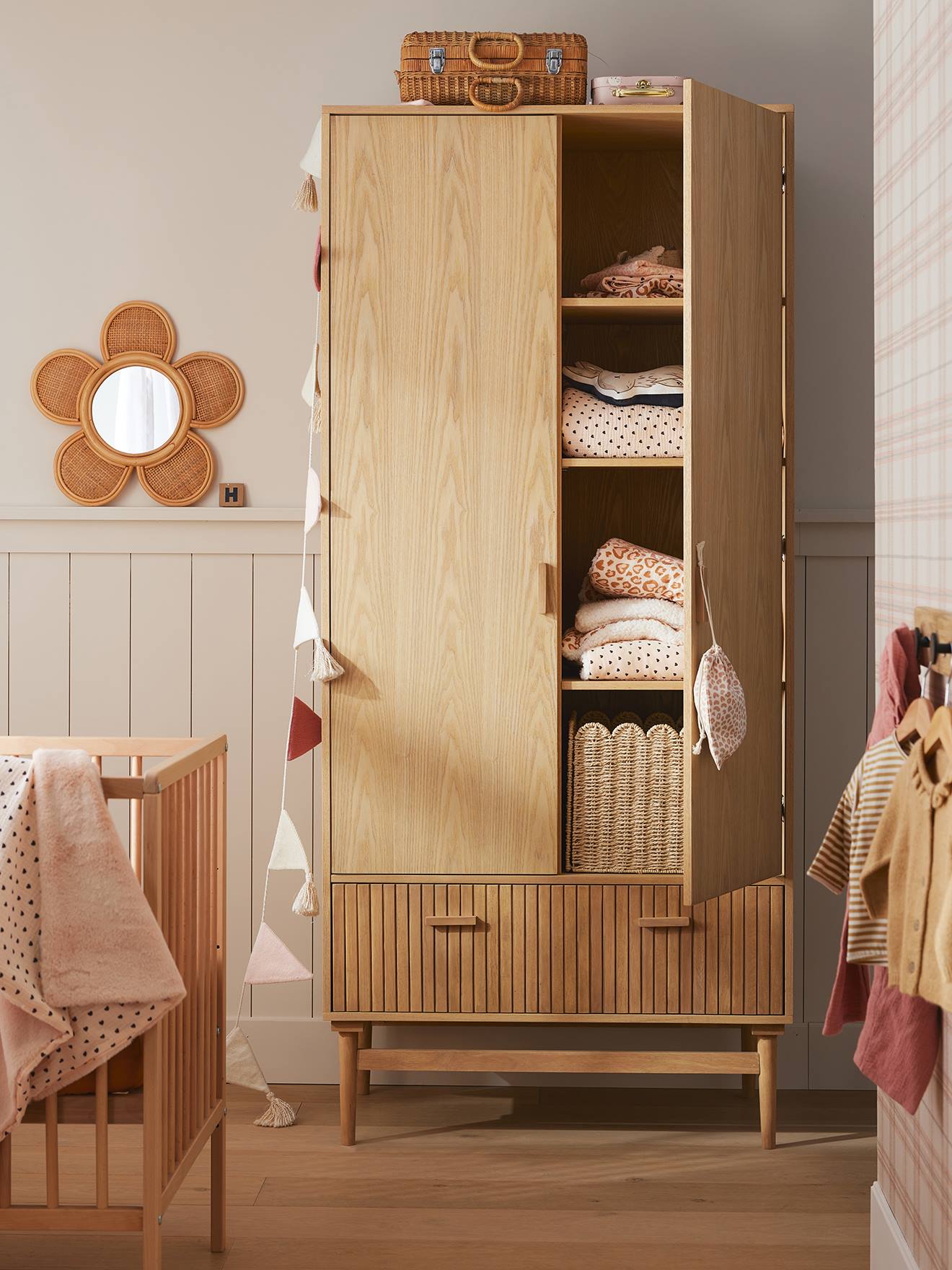 Grande armoire 2 portes + tiroir ligne COPENHAGUE bois