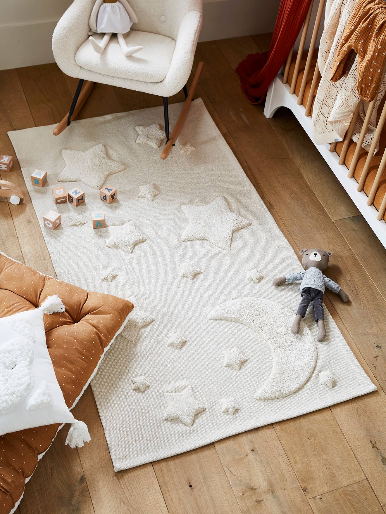 Tapis rectangle relief lune et étoiles beige