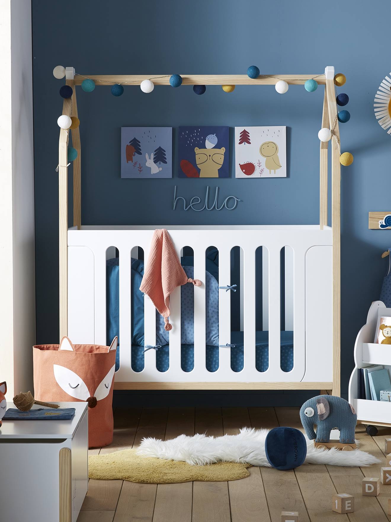 Lit bébé Cabane LIGNE COCONUT transformable en banquette blanc