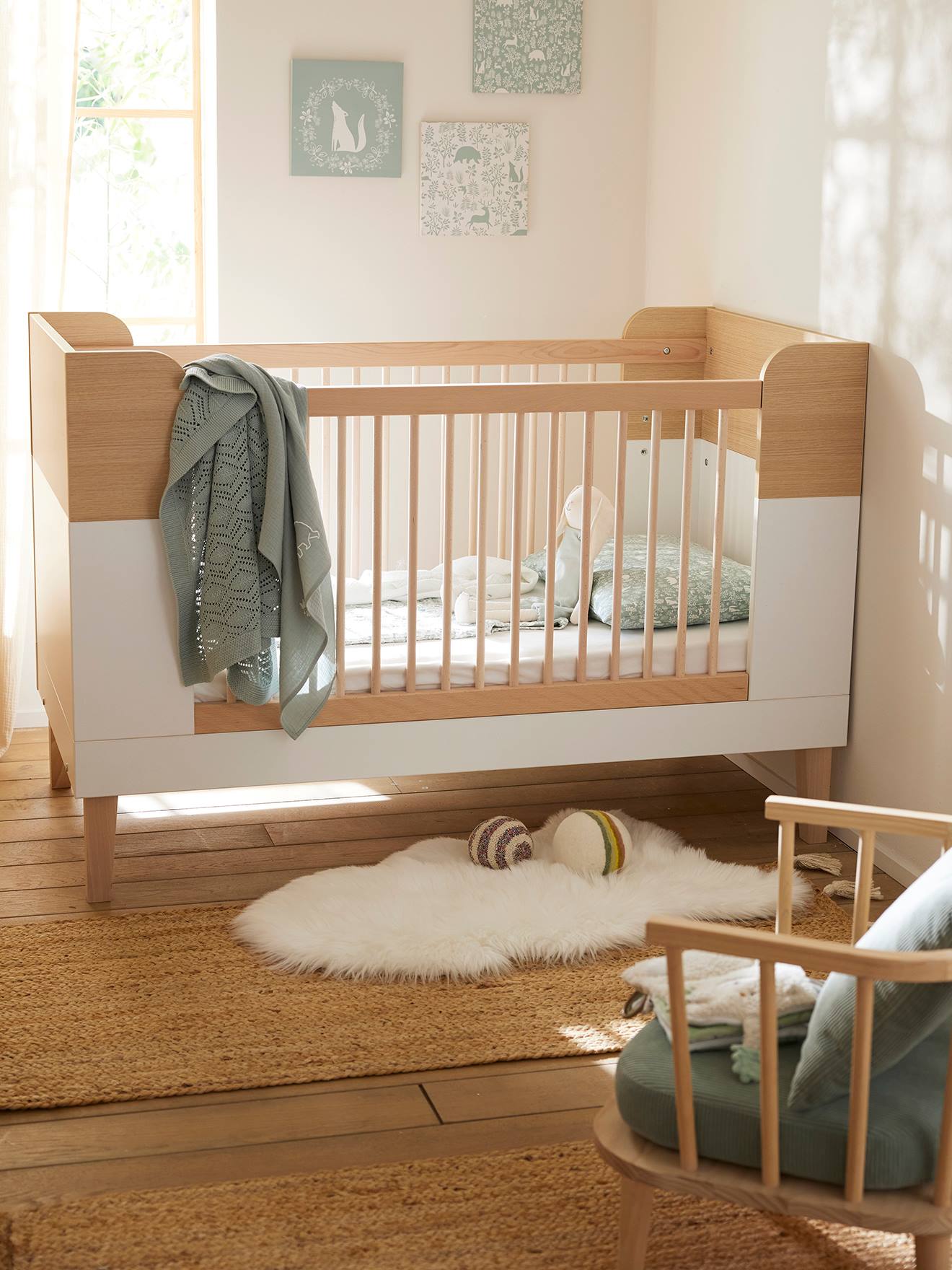 Lit Bébé évolutif 70x140cm MOKA blanc moyen (Vertbaudet) - Image 1