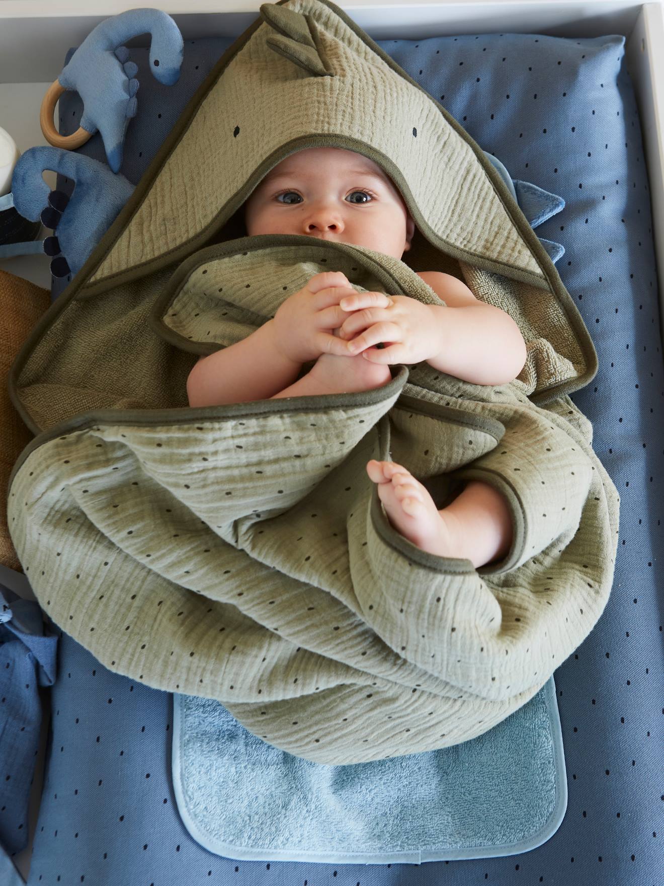 Cape de bain gaze de coton + gant de toilette PETIT DINO vert