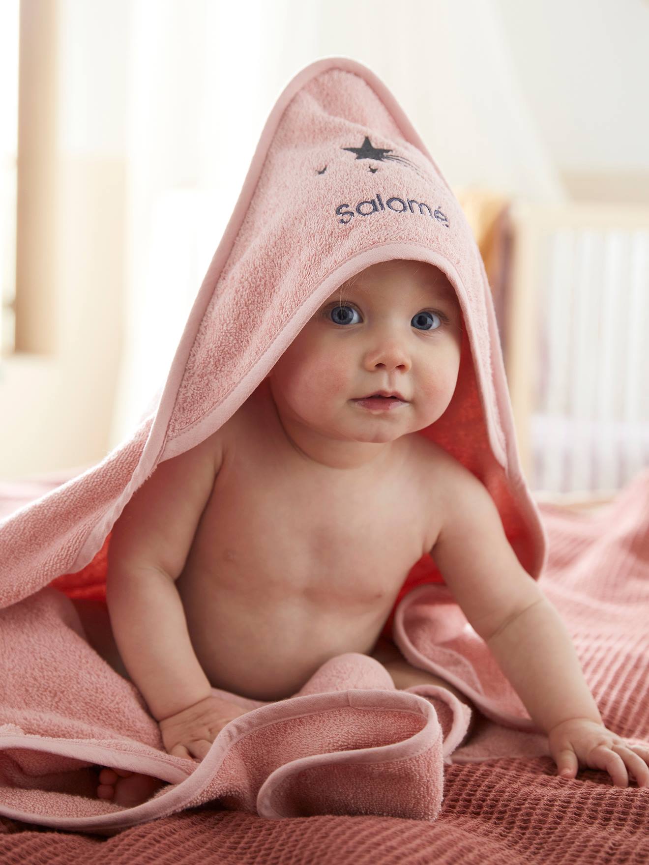 Cape de bain personnalisable + gant de toilette rose poudré