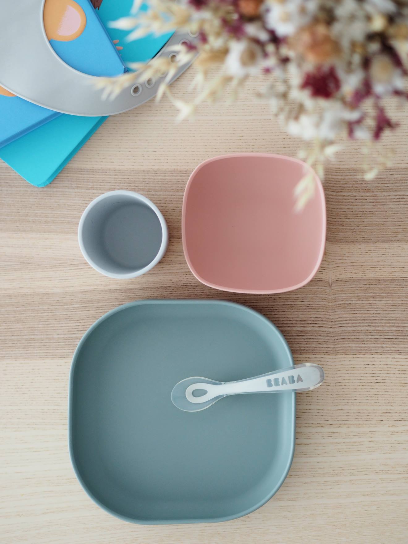Set vaisselle 4 pièces silicone eucalyptus (Béaba) - Image 1
