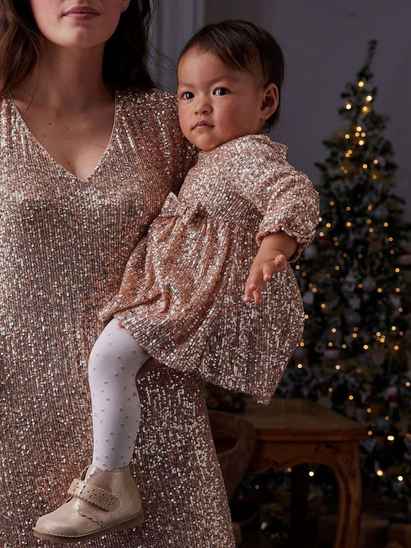 Robe bébé fille à sequins noël or