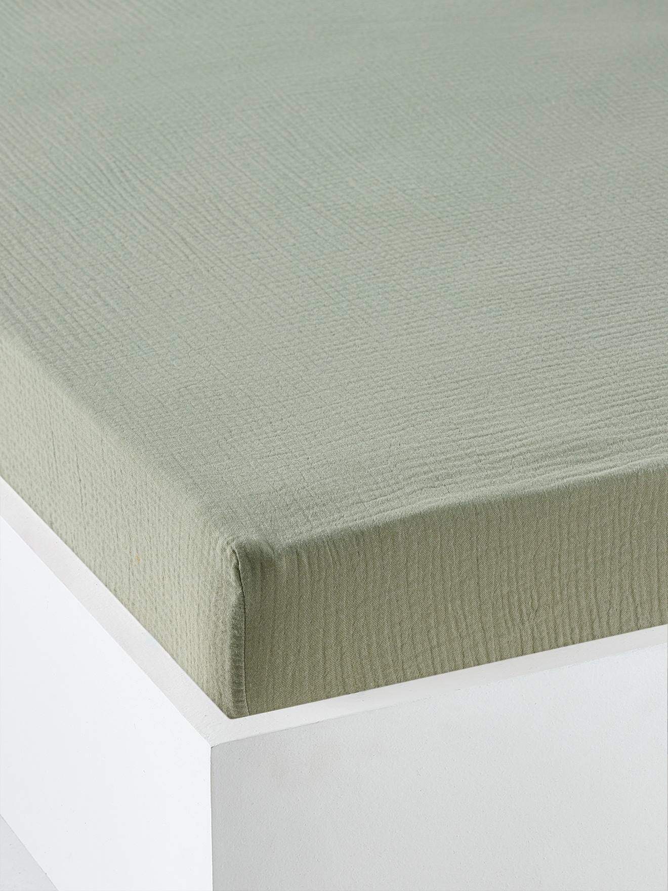 Drap housse bébé uni en gaze de coton Bio* vert sauge