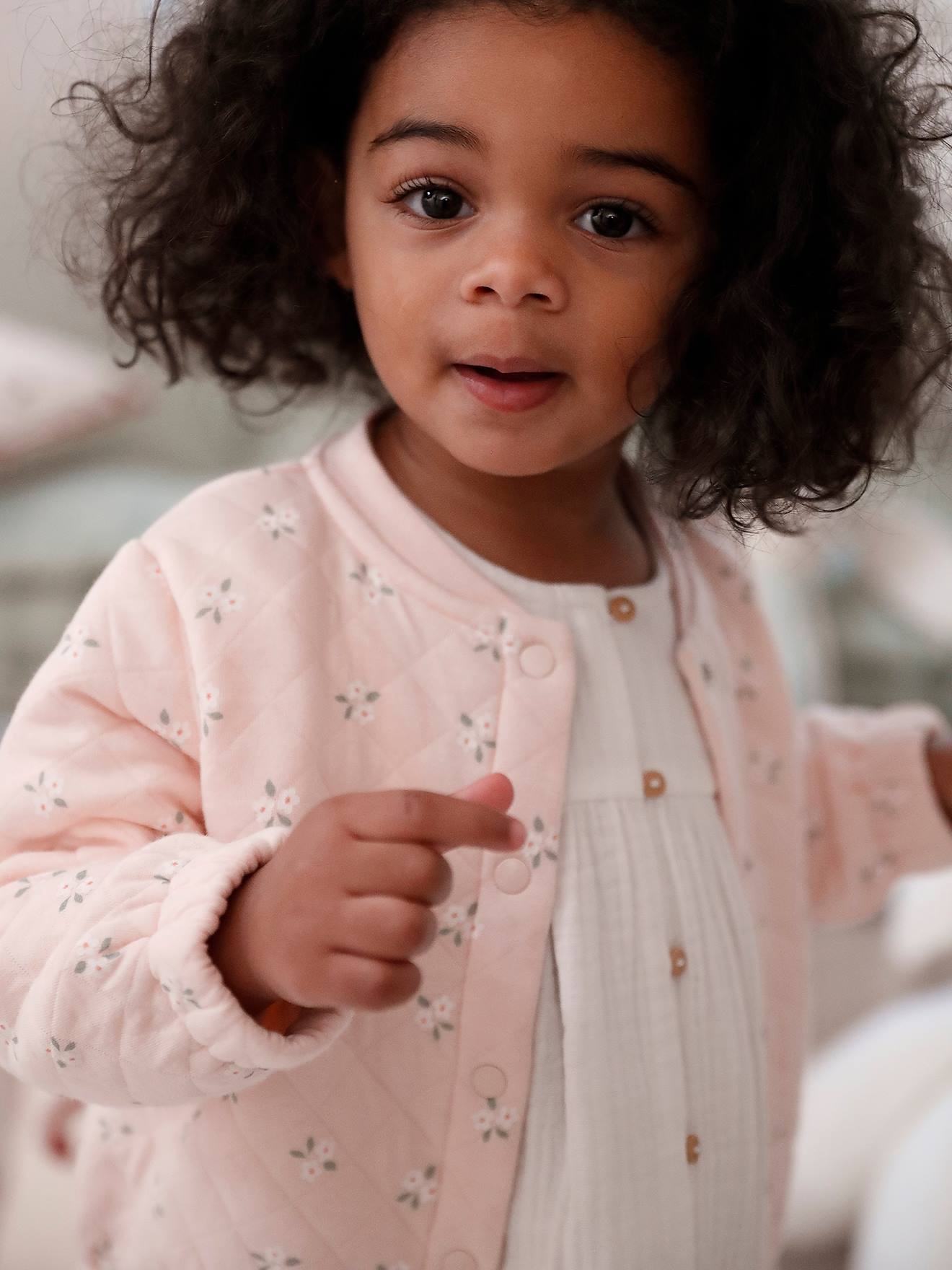 Gilet bébé matelassé rose pâle