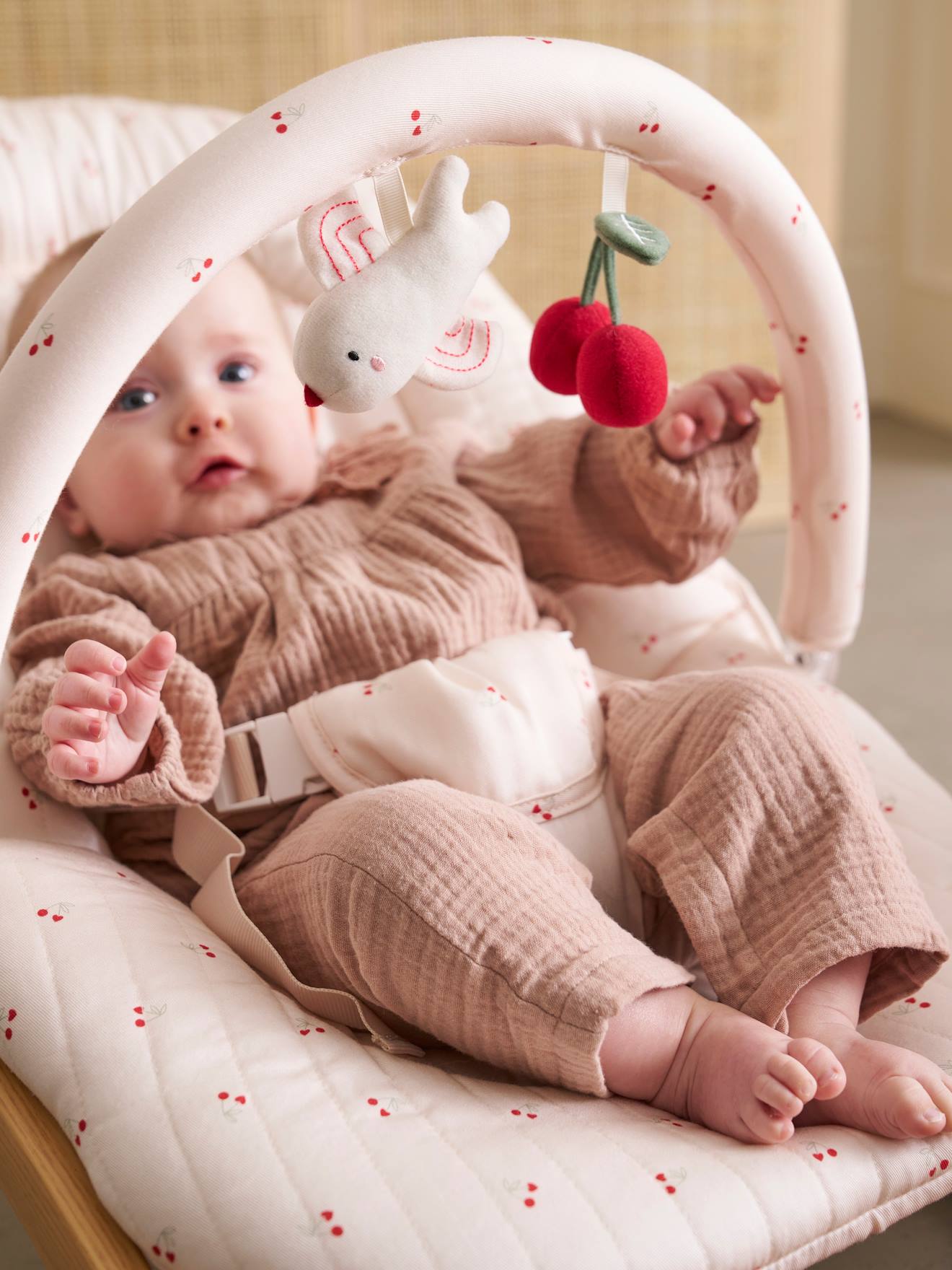 Transat avec arche Babydream cherry (Vertbaudet) - Image 1
