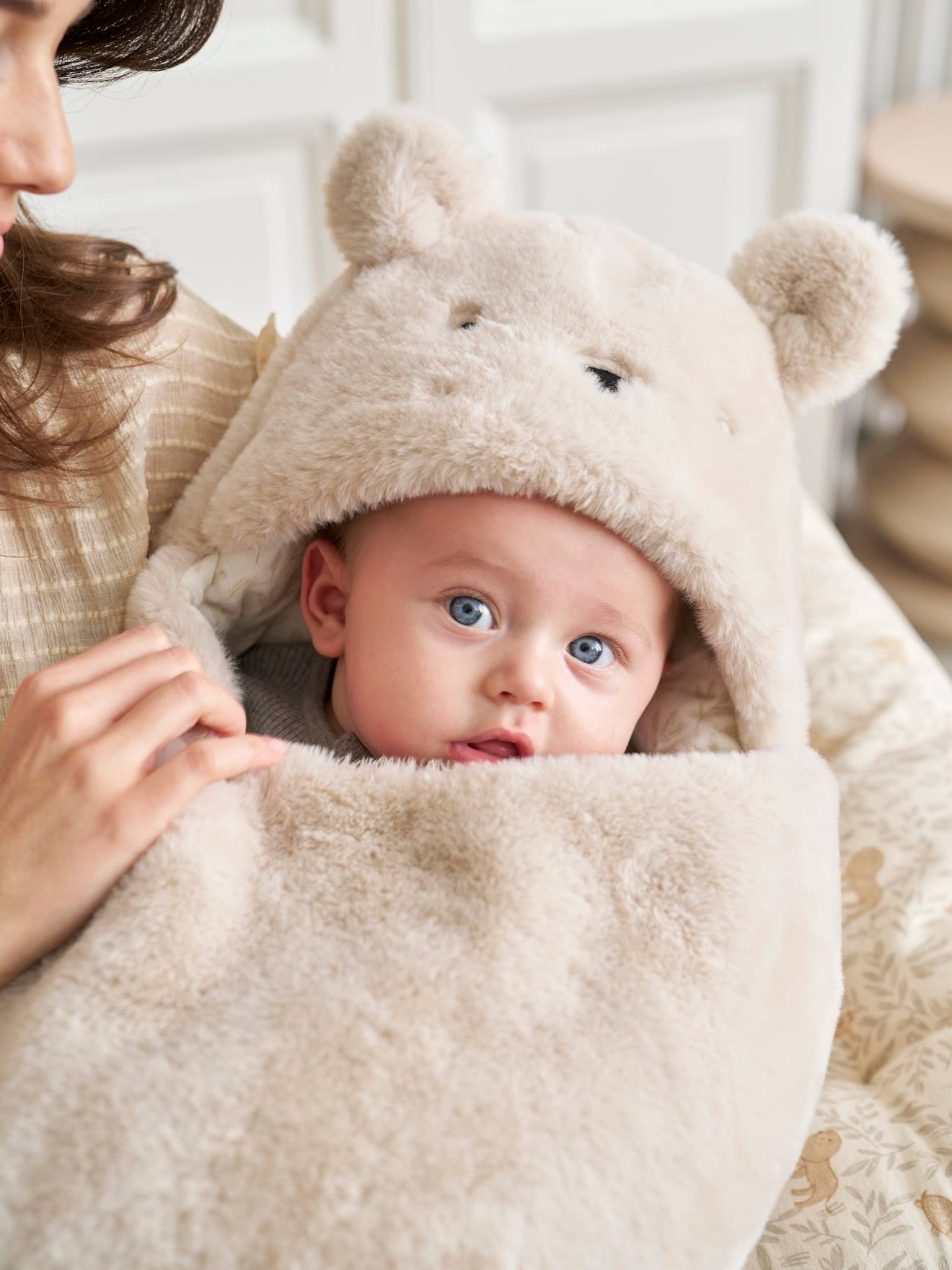 Nid d'ange transformable en tapis à langer Ourson hygge