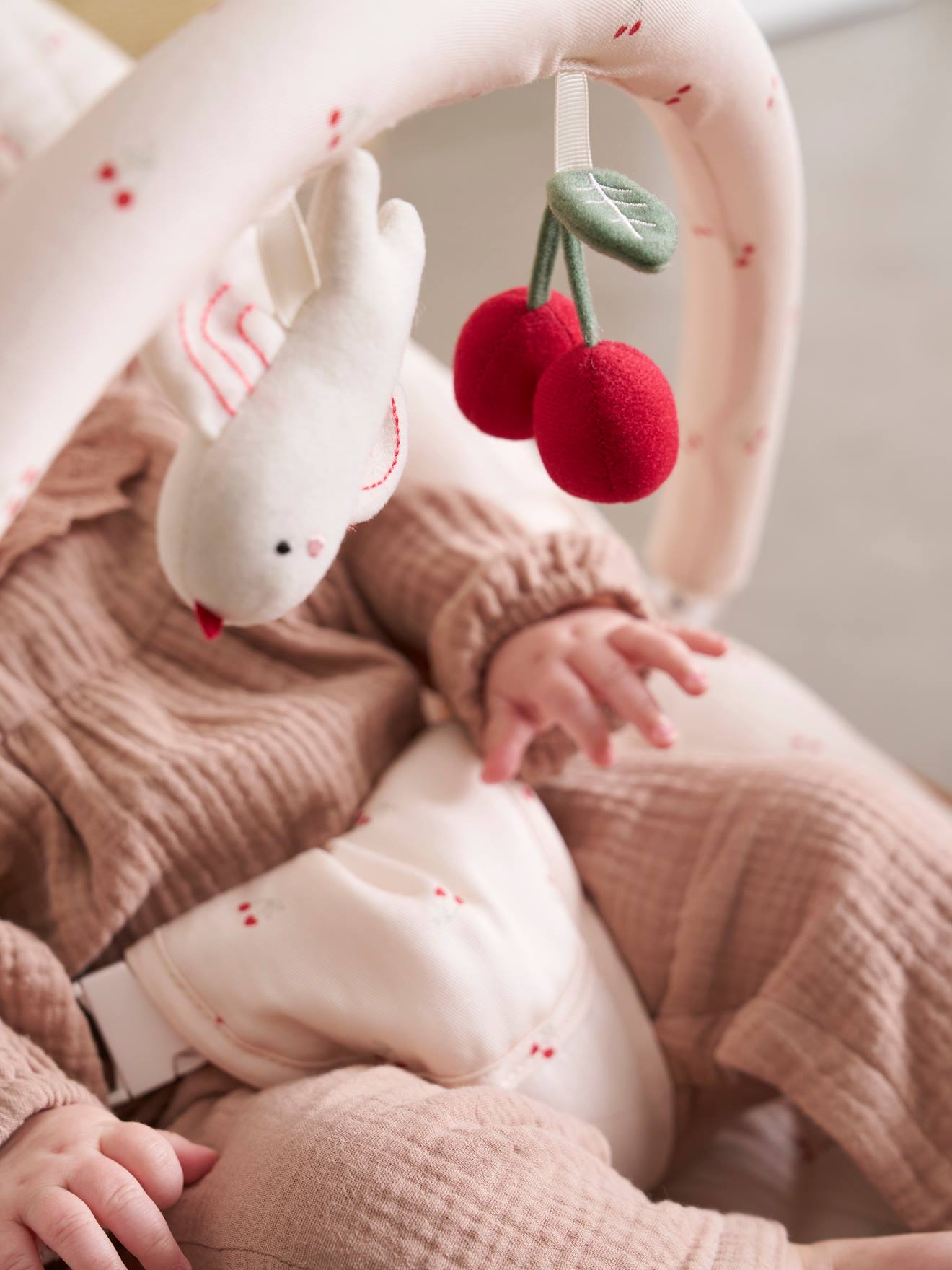 Transat avec arche Babydream cherry (Vertbaudet) - Image 2