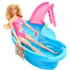 Jouet-Barbie-Poupée et accessoires-Coffret poupée blonde avec piscine de rêve HRJ74