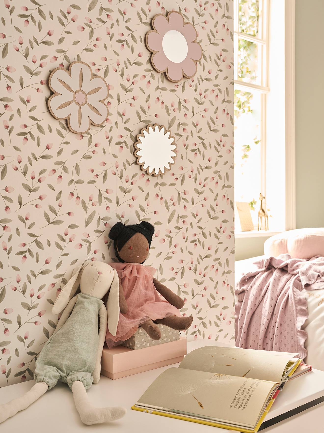 Lot de 3 décorations murales fleur en bois et plexi rose