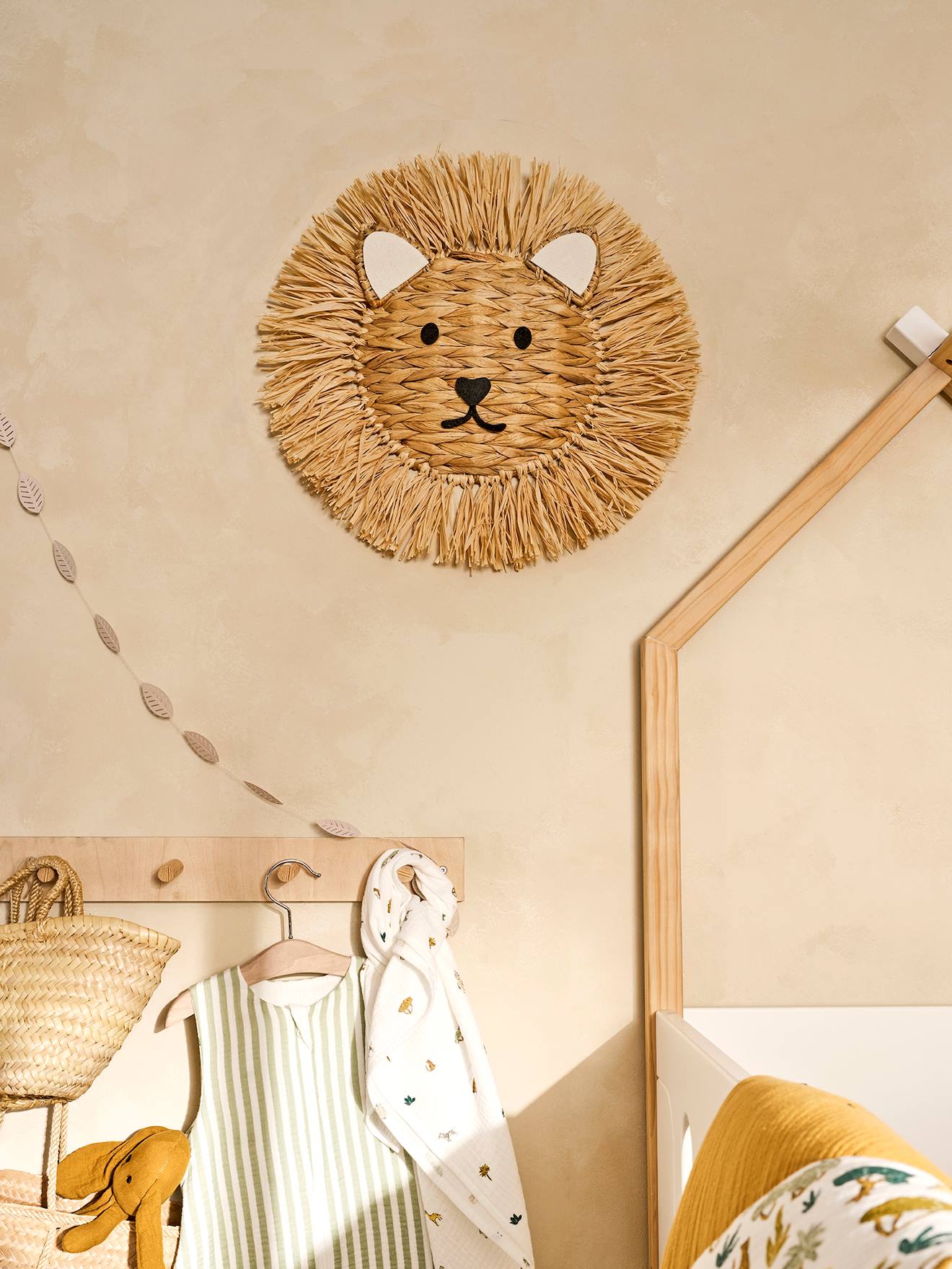 Trophée mural Lion beige