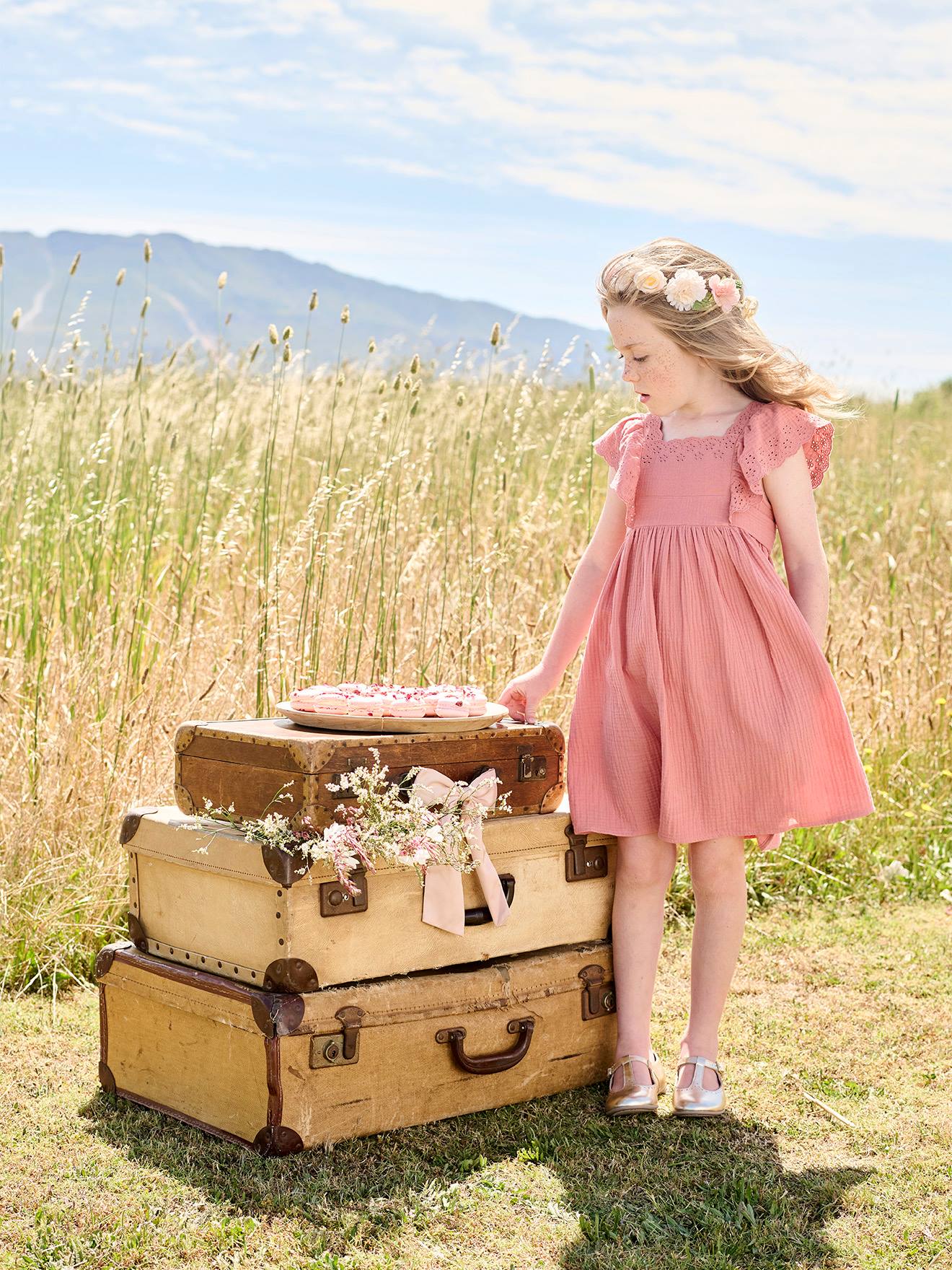 Robe de cérémonie en gaze de coton fille manches en broderie anglaise vieux rose