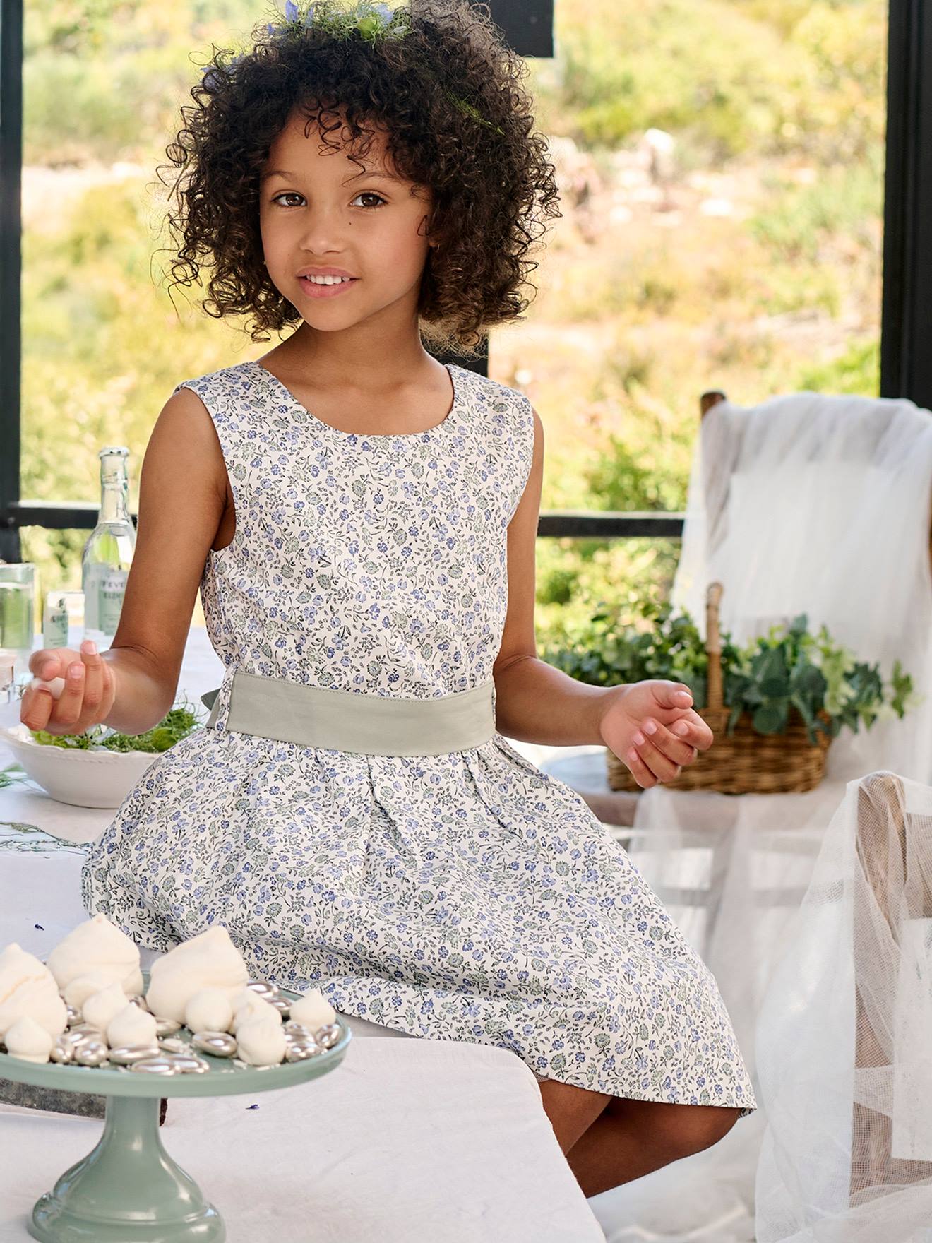 Robe de cérémonie motifs fleurs fille bleu