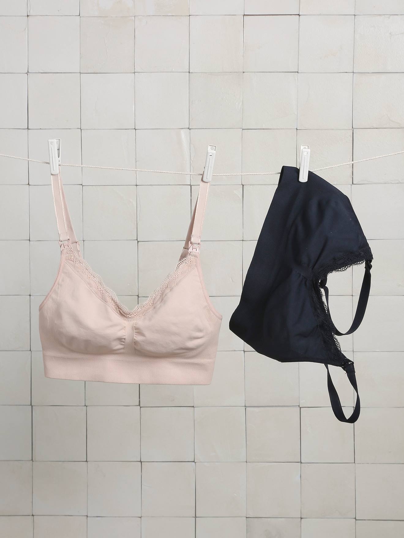 Lot de 2 brassières grossesse et allaitement sans coutures dentelle beige + noir