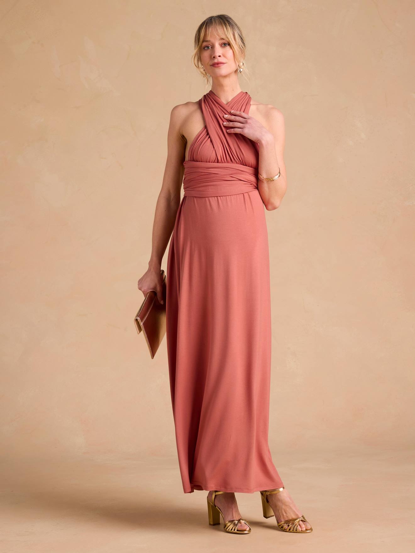 1 robe longue, 7 looks Fantastic Dress vieux rose