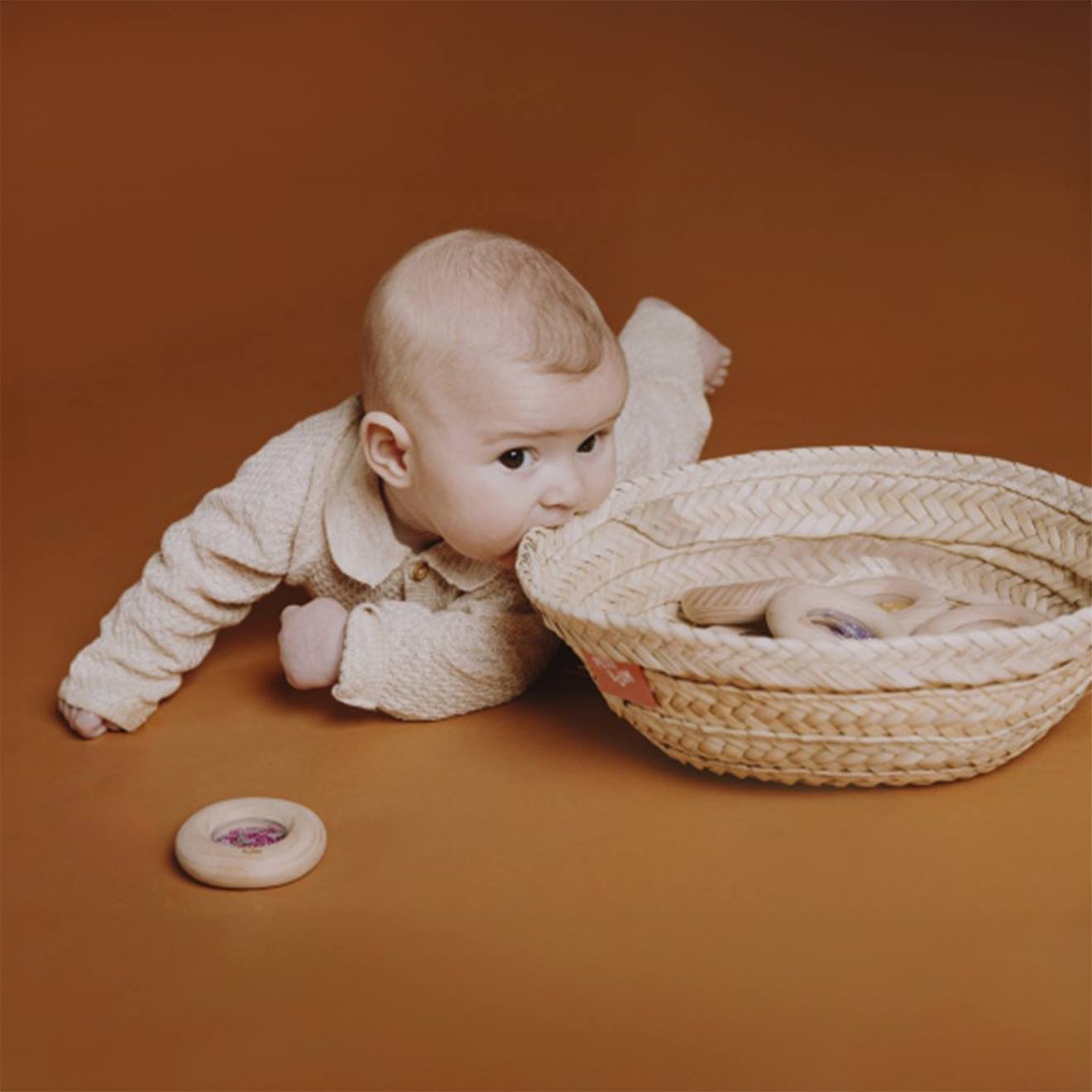 Hochet Sensoriel Donut Fruits Violet (Petit Boum) - Image 2