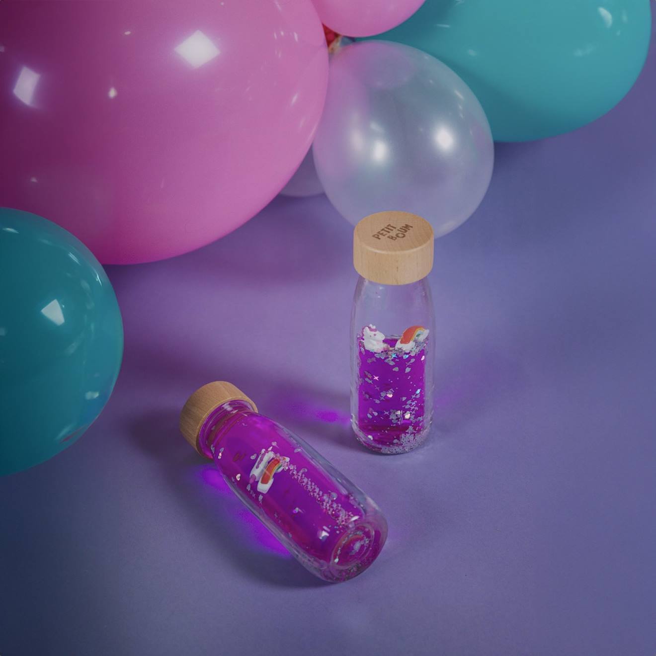 Bouteille Sensorielle Mouvement Move Violet, Arc En Ciel (Petit Boum) - Image 1