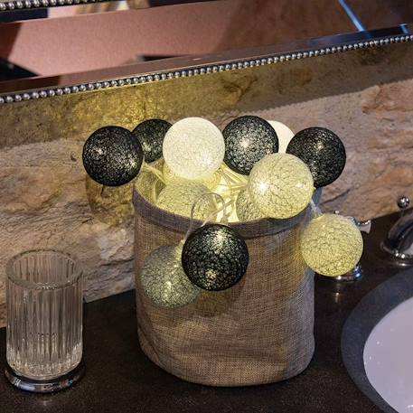 Guirlande boule lumineuse led usb télécommandée Acajou+Arlequin+Bébé+Byzantin+Chocolat+Coton+Églantine+Flocon+Horizon+Licorne+Mangrove+Messopotamia+Minuit+Océan+Ottoman+Princesse+Provence+Romania+Sauvage+Scandinave+Tagada 49 - vertbaudet enfant 