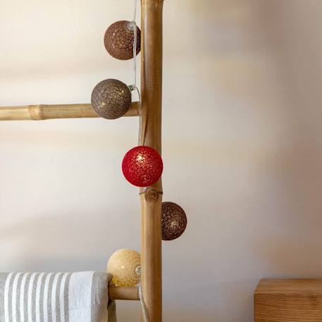 Guirlande boule lumineuse led usb télécommandée Acajou+Arlequin+Bébé+Byzantin+Chocolat+Coton+Églantine+Flocon+Horizon+Licorne+Mangrove+Messopotamia+Minuit+Océan+Ottoman+Princesse+Provence+Romania+Sauvage+Scandinave+Tagada 2 - vertbaudet enfant 