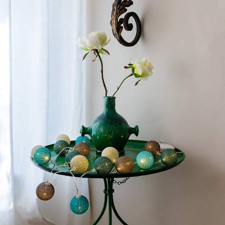 Guirlande boule lumineuse led usb télécommandée Acajou+Arlequin+Bébé+Byzantin+Chocolat+Coton+Églantine+Flocon+Horizon+Licorne+Mangrove+Messopotamia+Minuit+Océan+Ottoman+Princesse+Provence+Romania+Sauvage+Scandinave+Tagada 40 - vertbaudet enfant 