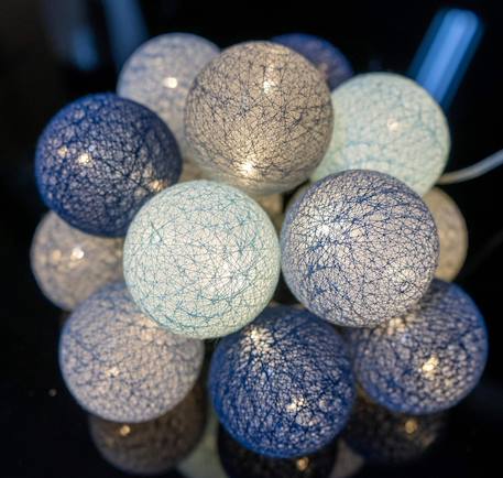 Guirlande boule lumineuse led usb télécommandée Acajou+Arlequin+Bébé+Byzantin+Chocolat+Coton+Églantine+Flocon+Horizon+Licorne+Mangrove+Messopotamia+Minuit+Océan+Ottoman+Princesse+Provence+Romania+Sauvage+Scandinave+Tagada 12 - vertbaudet enfant 