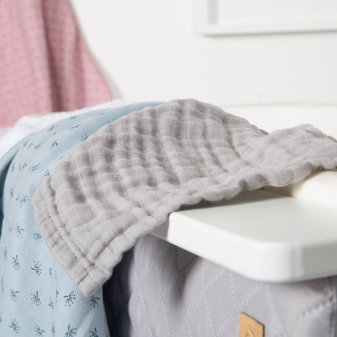 Lot De 5 Gants De Toilette Débarbouillettes En Coton Bio Lil Planet Vert Givré Et Gris Argenté (Roba) - Image 1