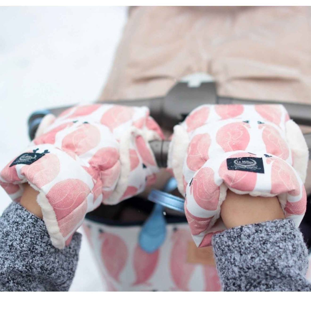 Gants pour poussette, gants chauds imperméables et coupe vent avec poche pour téléphone portable, taille universelle compatible avec la plupart des poignées de poussette - Équipement bébé