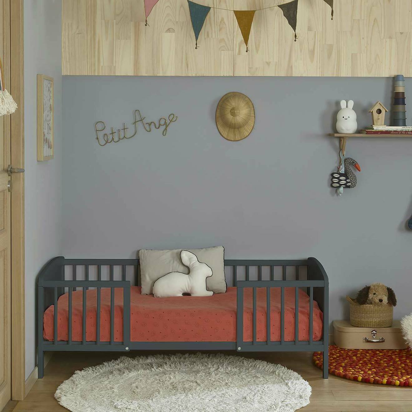 Lit Enfant Avec Barrières Bois Massif Peyo Gris