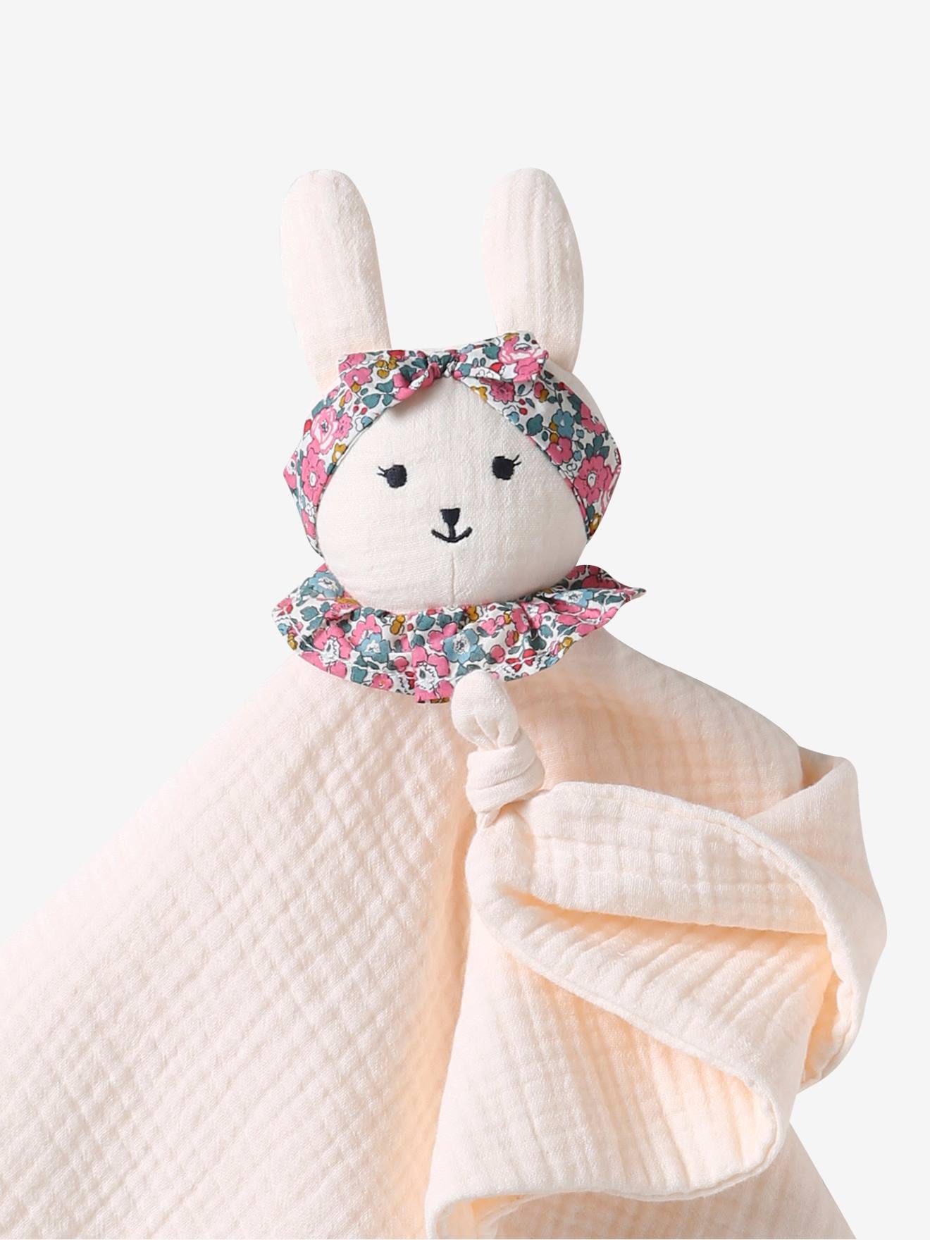 Doudou personnalisable en gaze de coton bio et tissu Liberty rose pâle (Envie De Fraise) - Image 1