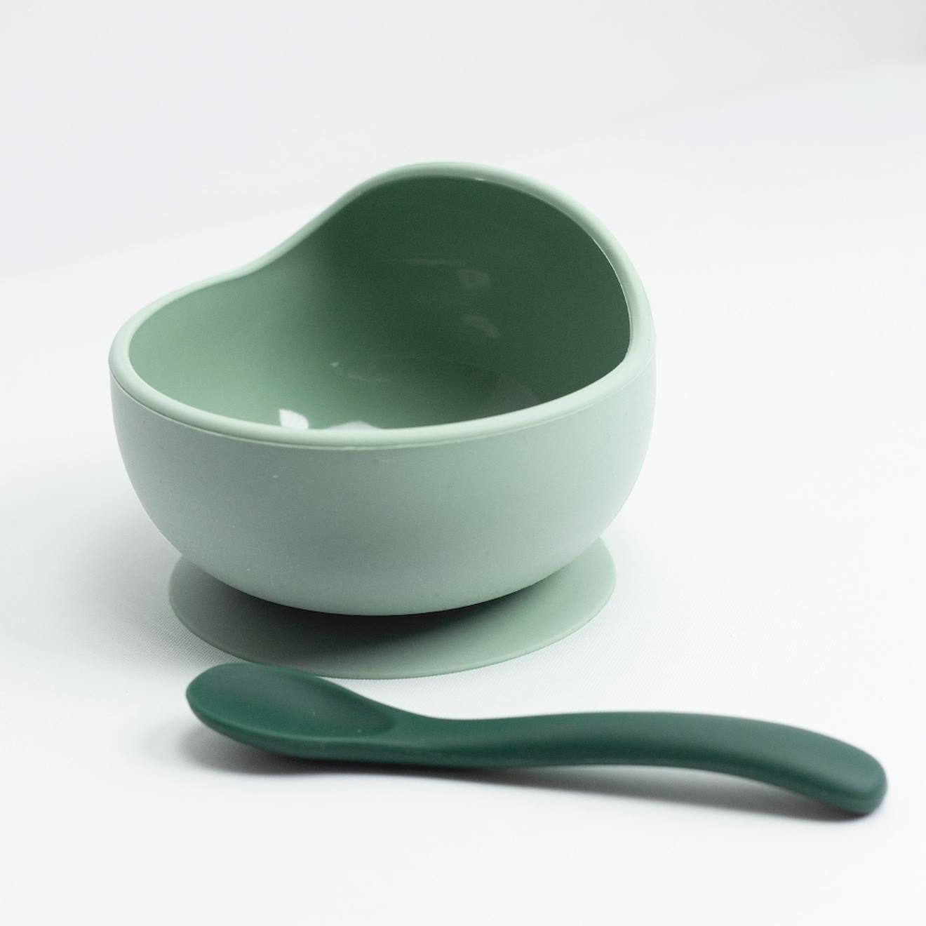 Trousseau Repas Silicone Bébé - 2 Pièces Vert Sauge (Trois Kilos Sept) - Image 1