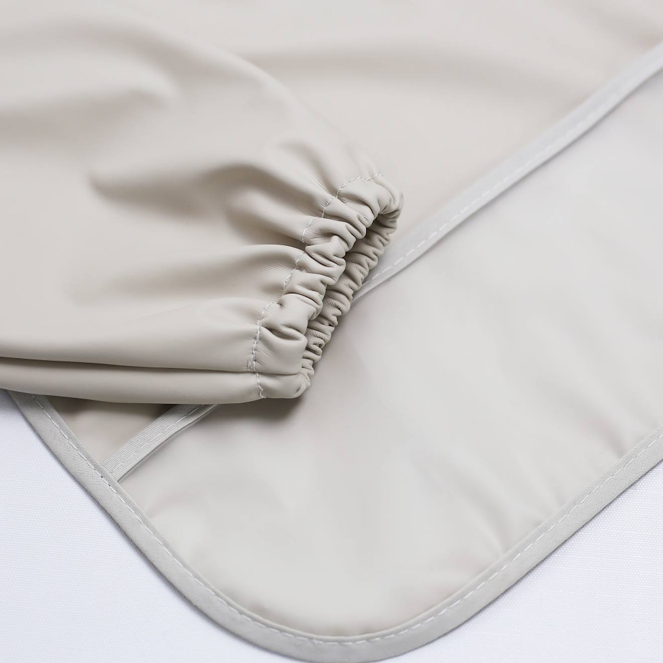 Bavoir Tablier Pour Bébé Sable (Trois Kilos Sept) - Image 1