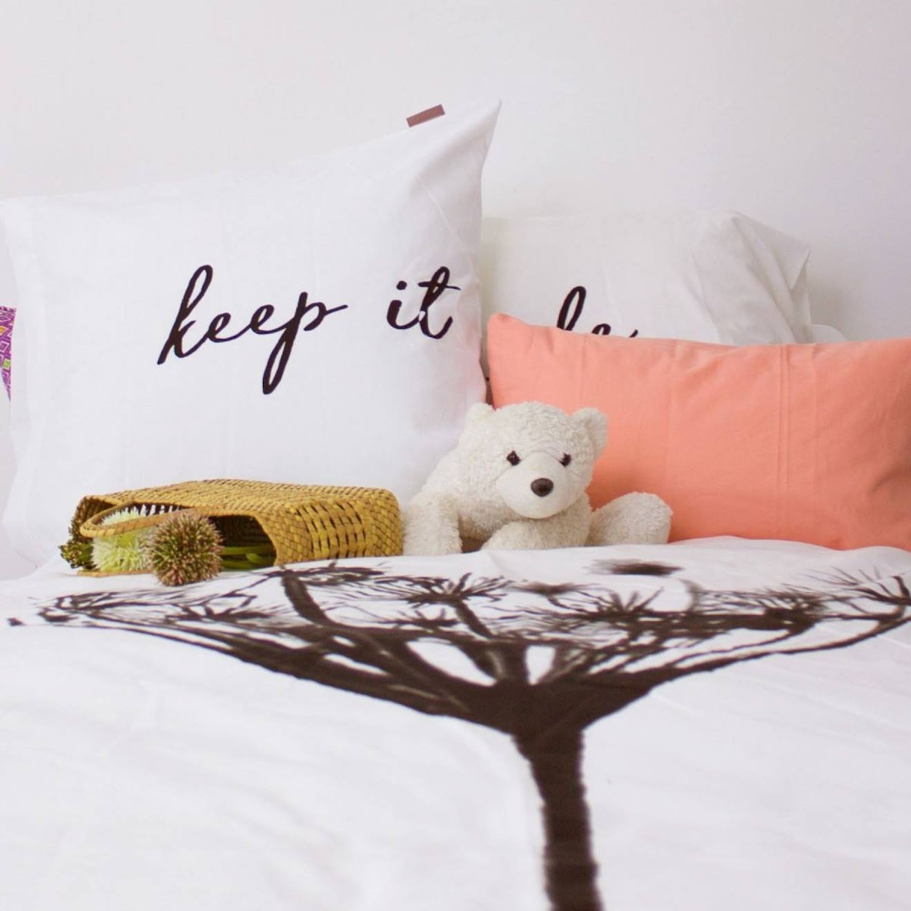 Kadolis - Housse De Couette Enfant En Coton Bio Avec Inscription + Taie Blanc