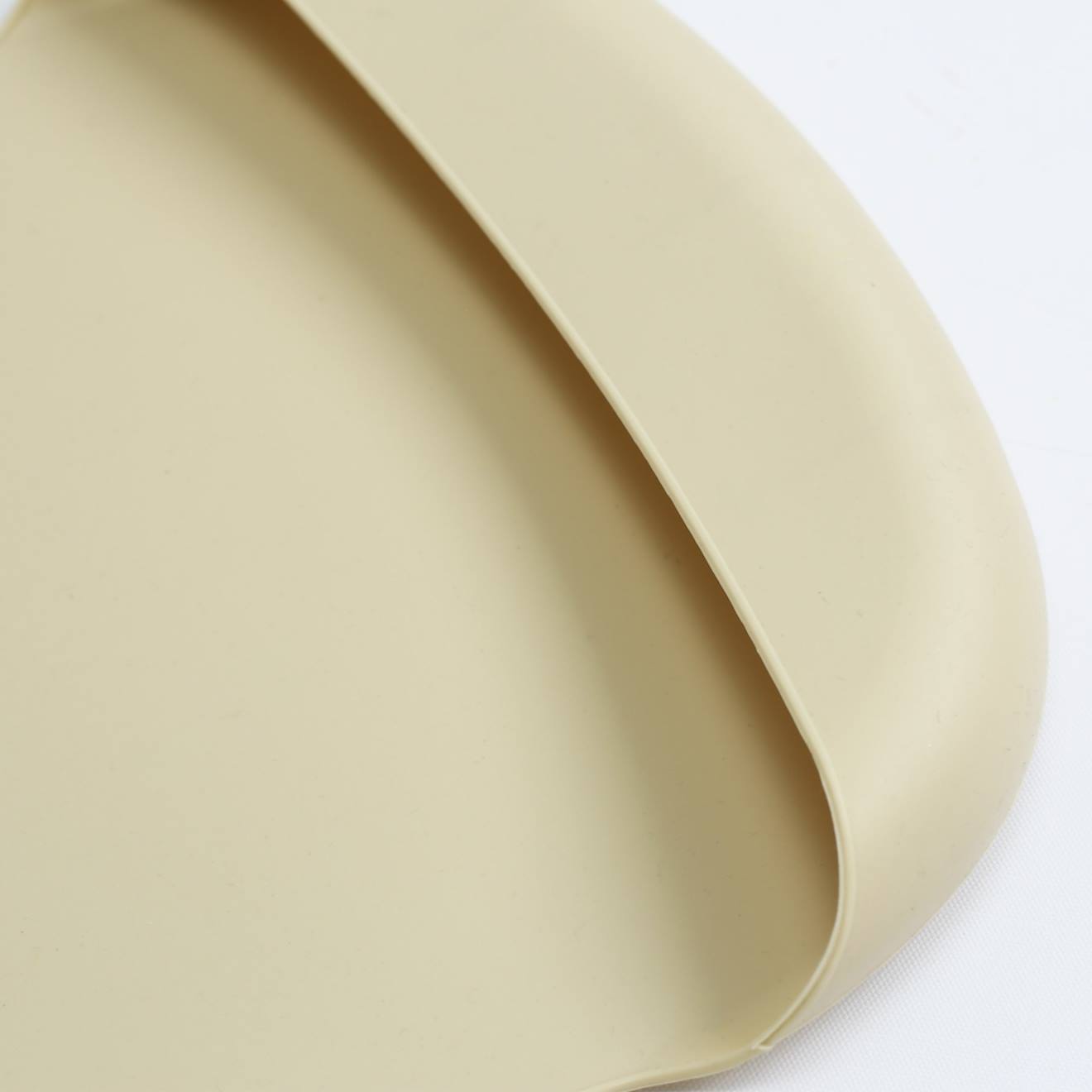 Bavoir Silicone Pour Bébé Ecru (Trois Kilos Sept) - Image 2